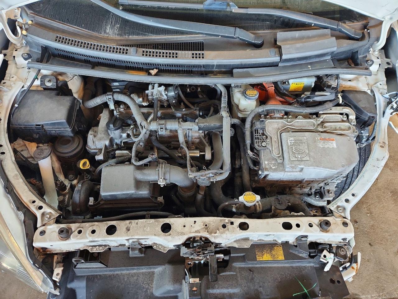 2013 TOYOTA Prius c