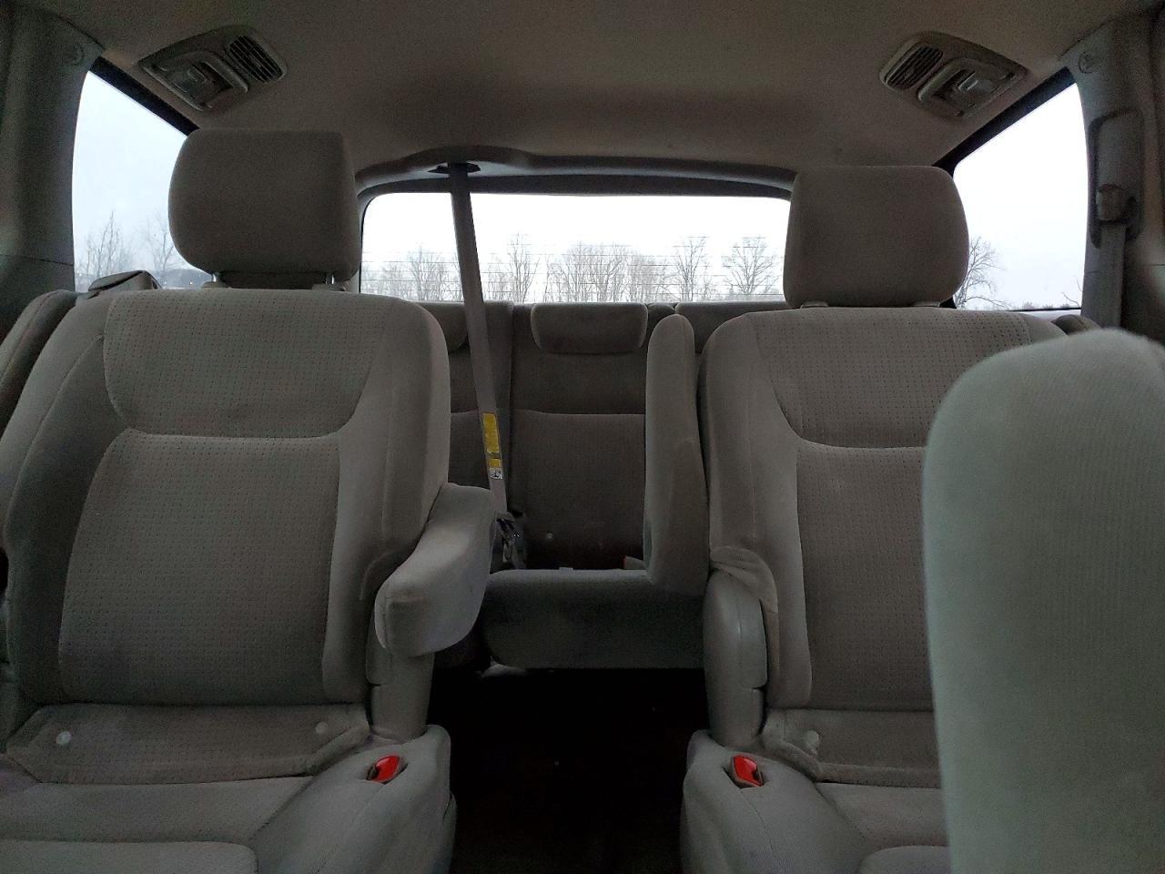 2007 TOYOTA SIENNA
