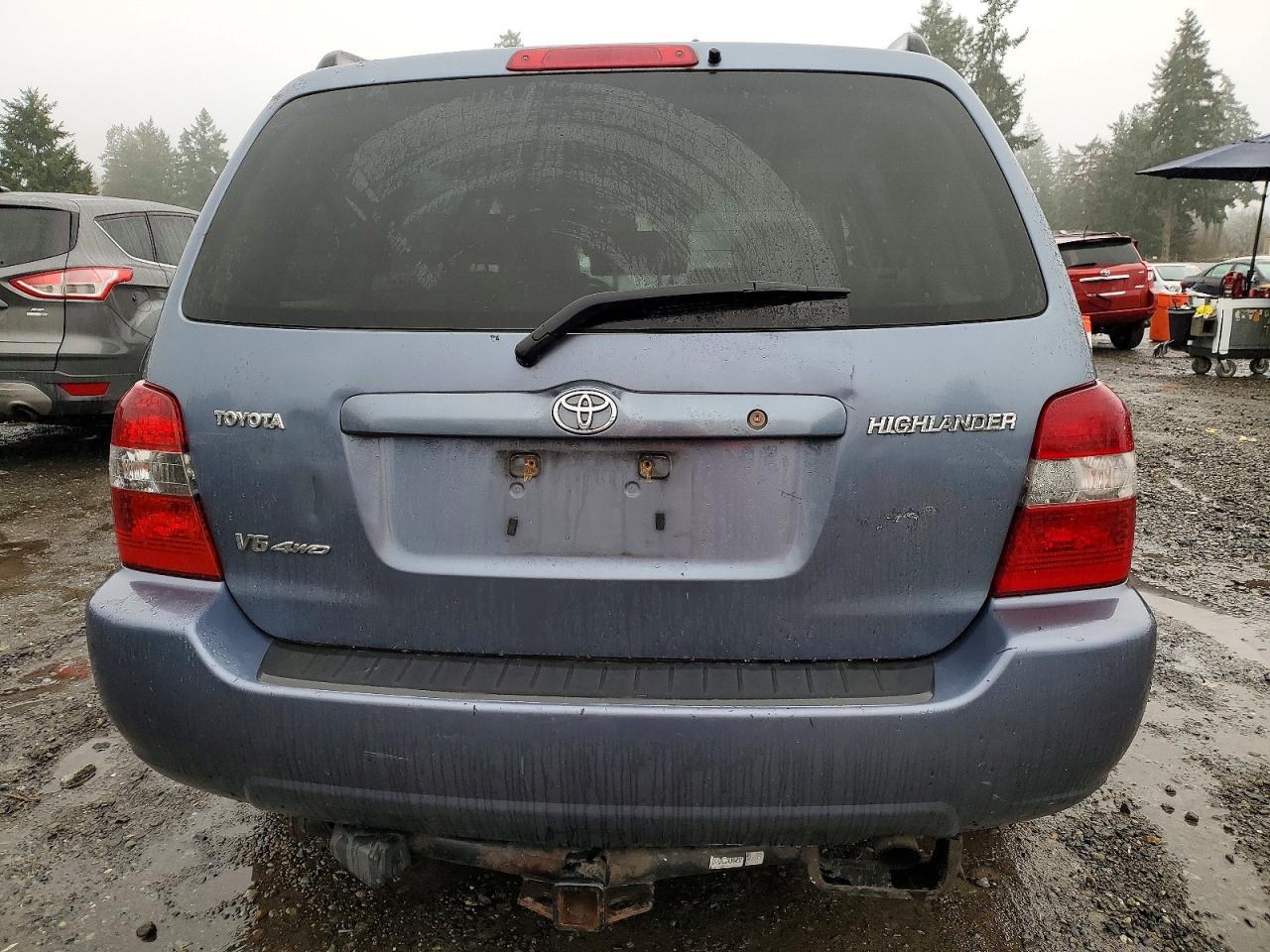 2005 TOYOTA HIGHLANDER