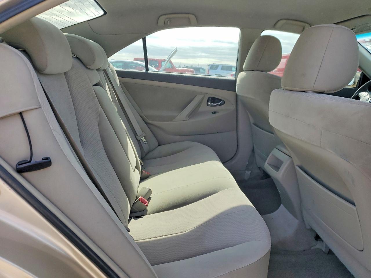2011 TOYOTA CAMRY