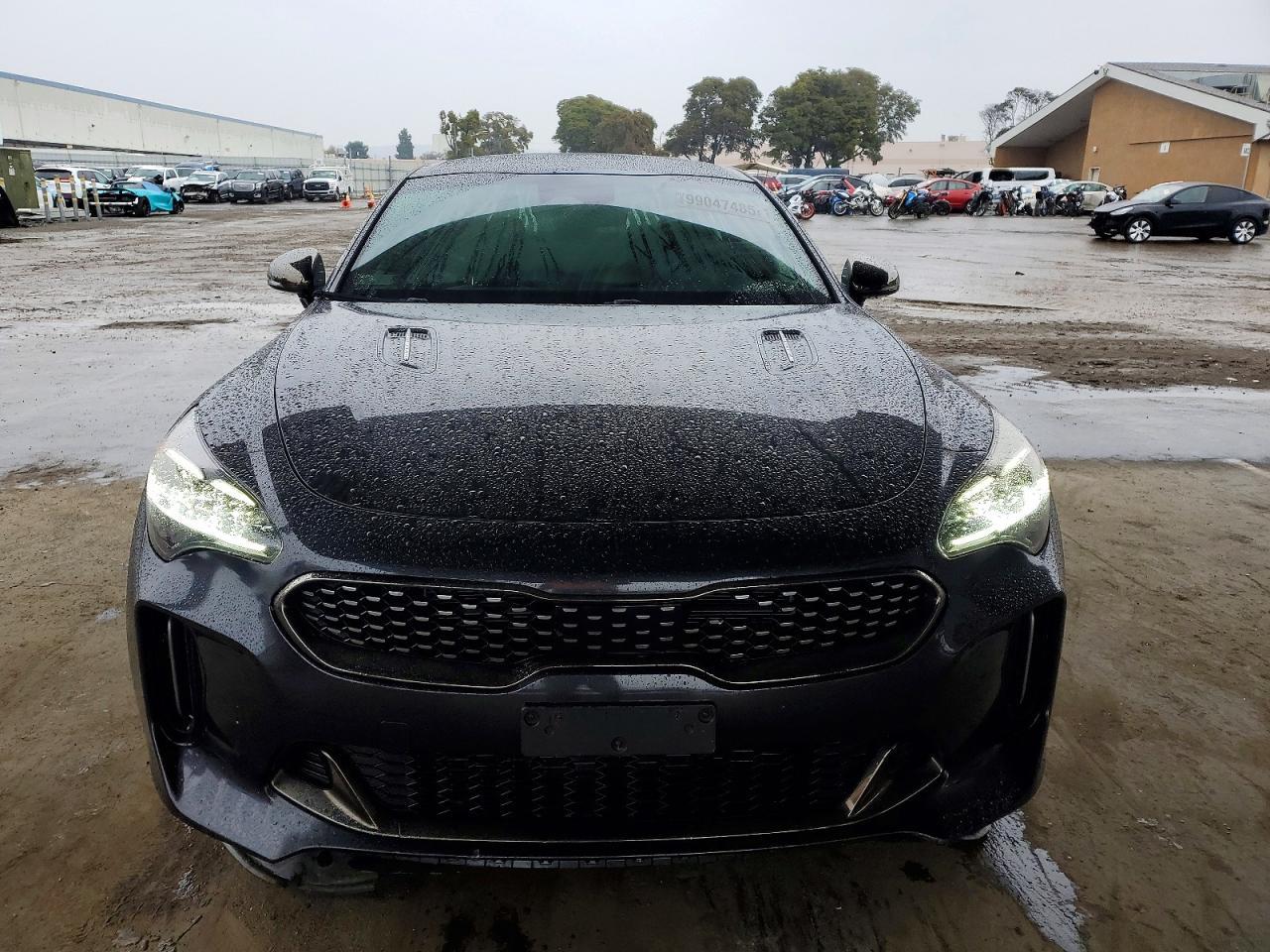 2022 KIA Stinger