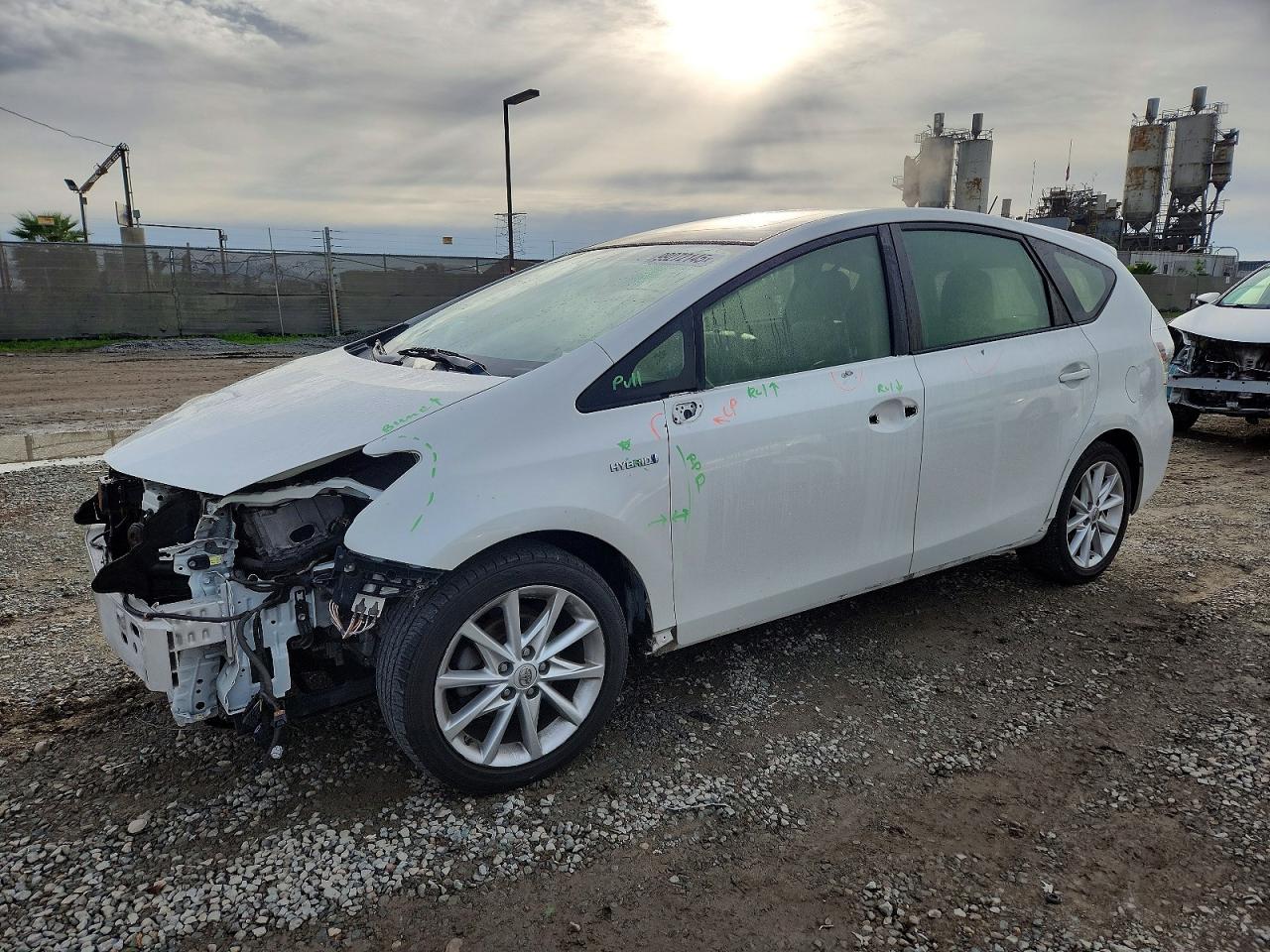 2014 TOYOTA PRIUS V