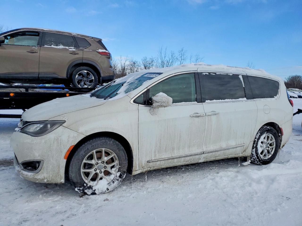 2020 CHRYSLER Pacifica
