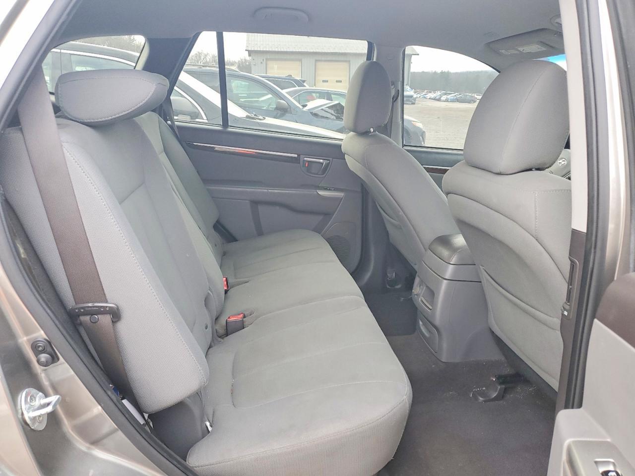2012 HYUNDAI SANTA FE