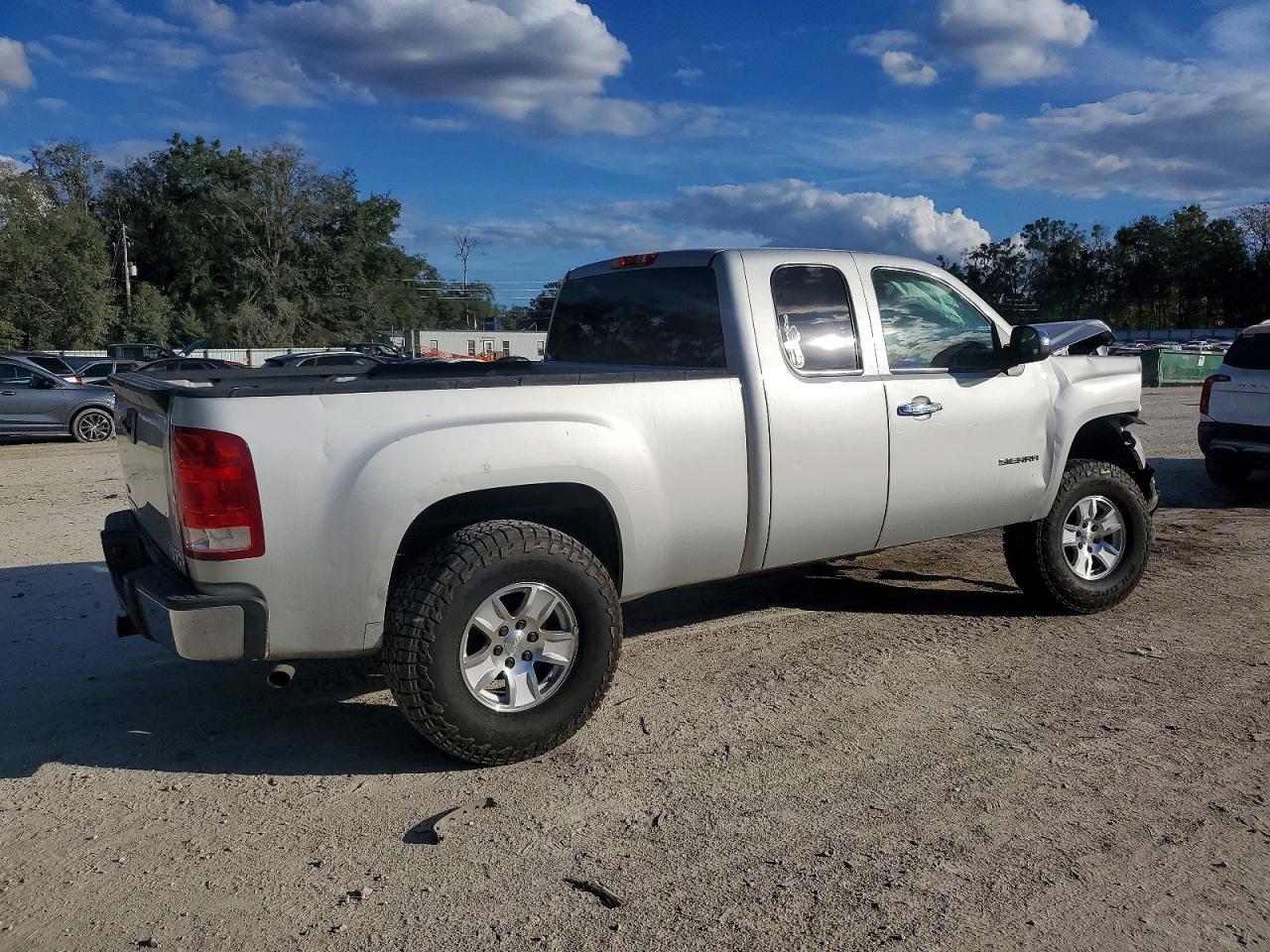 2010 GMC Sierra