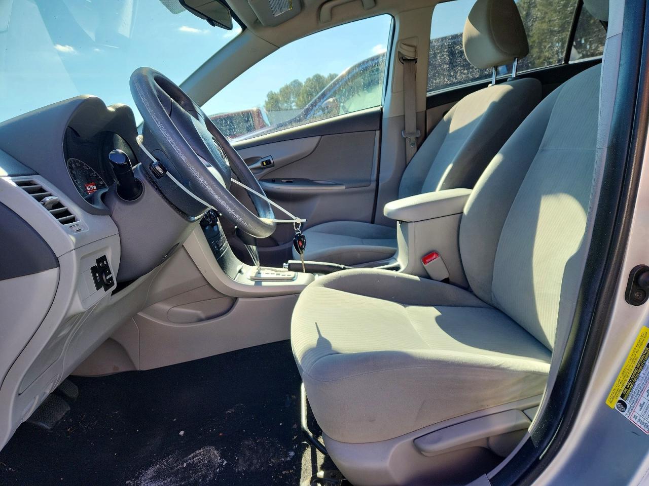 2010 TOYOTA COROLLA