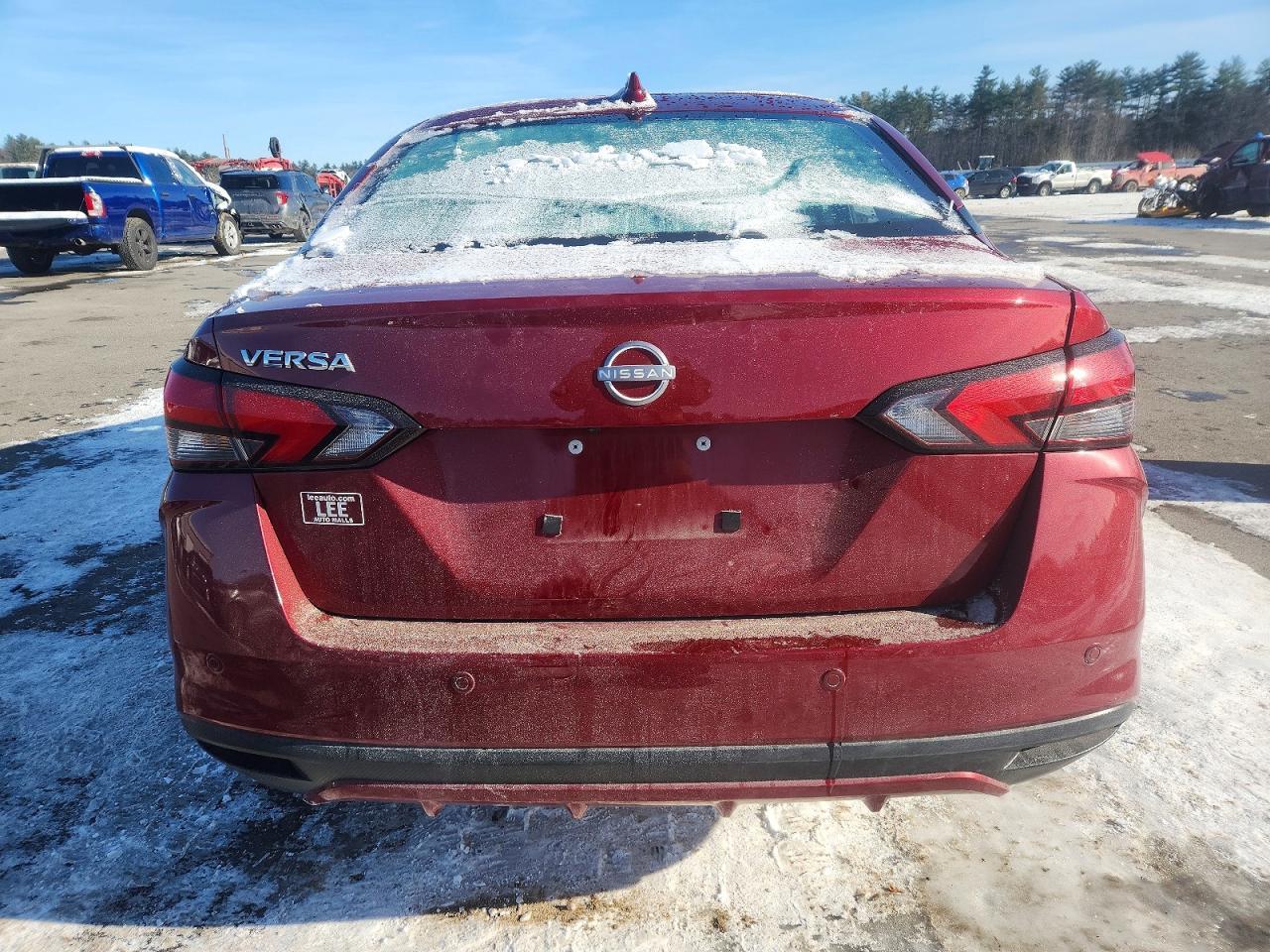 2025 NISSAN VERSA