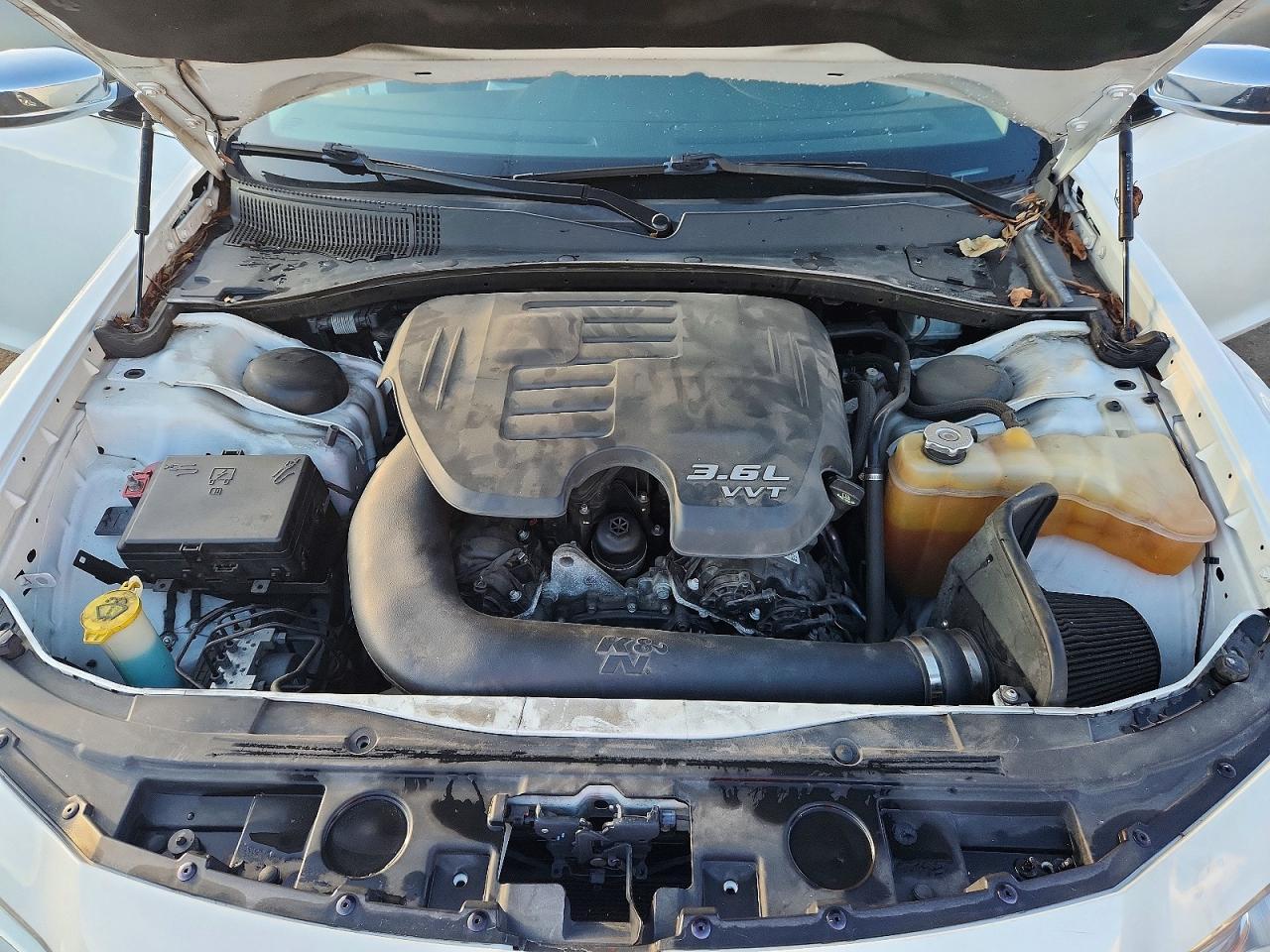 2019 CHRYSLER 300
