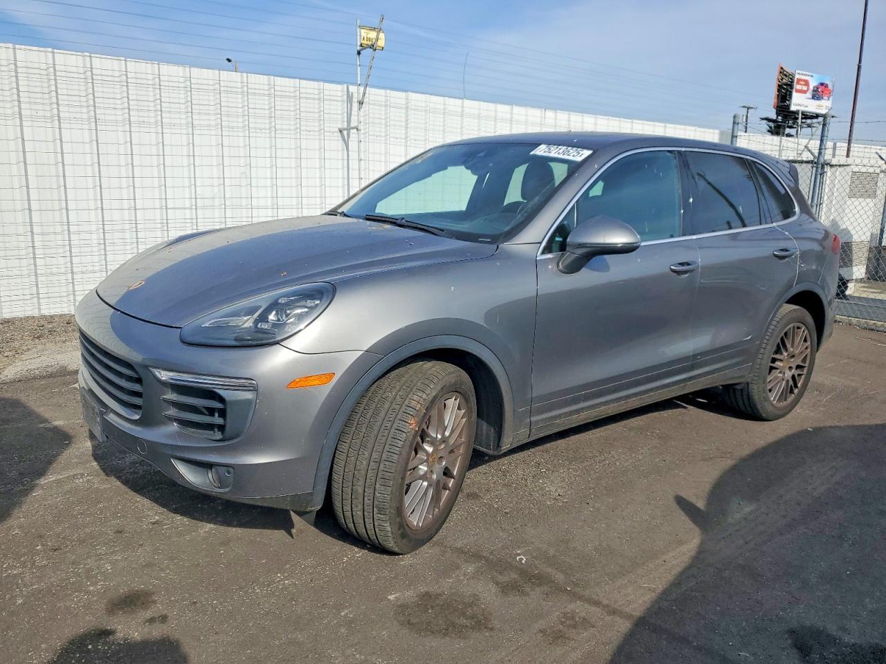 2018 PORSCHE CAYENNE