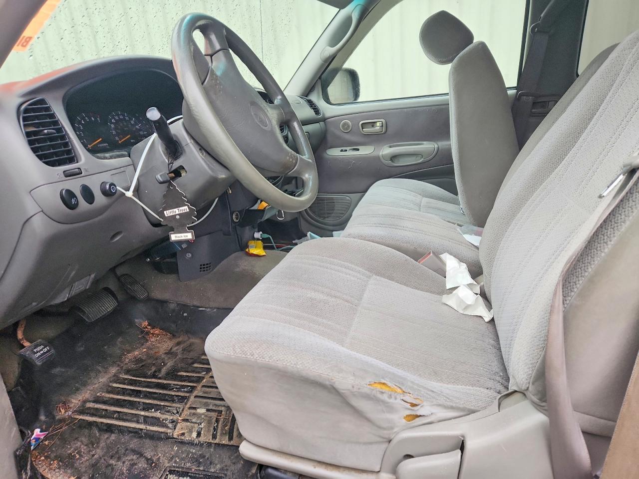 2002 TOYOTA TUNDRA