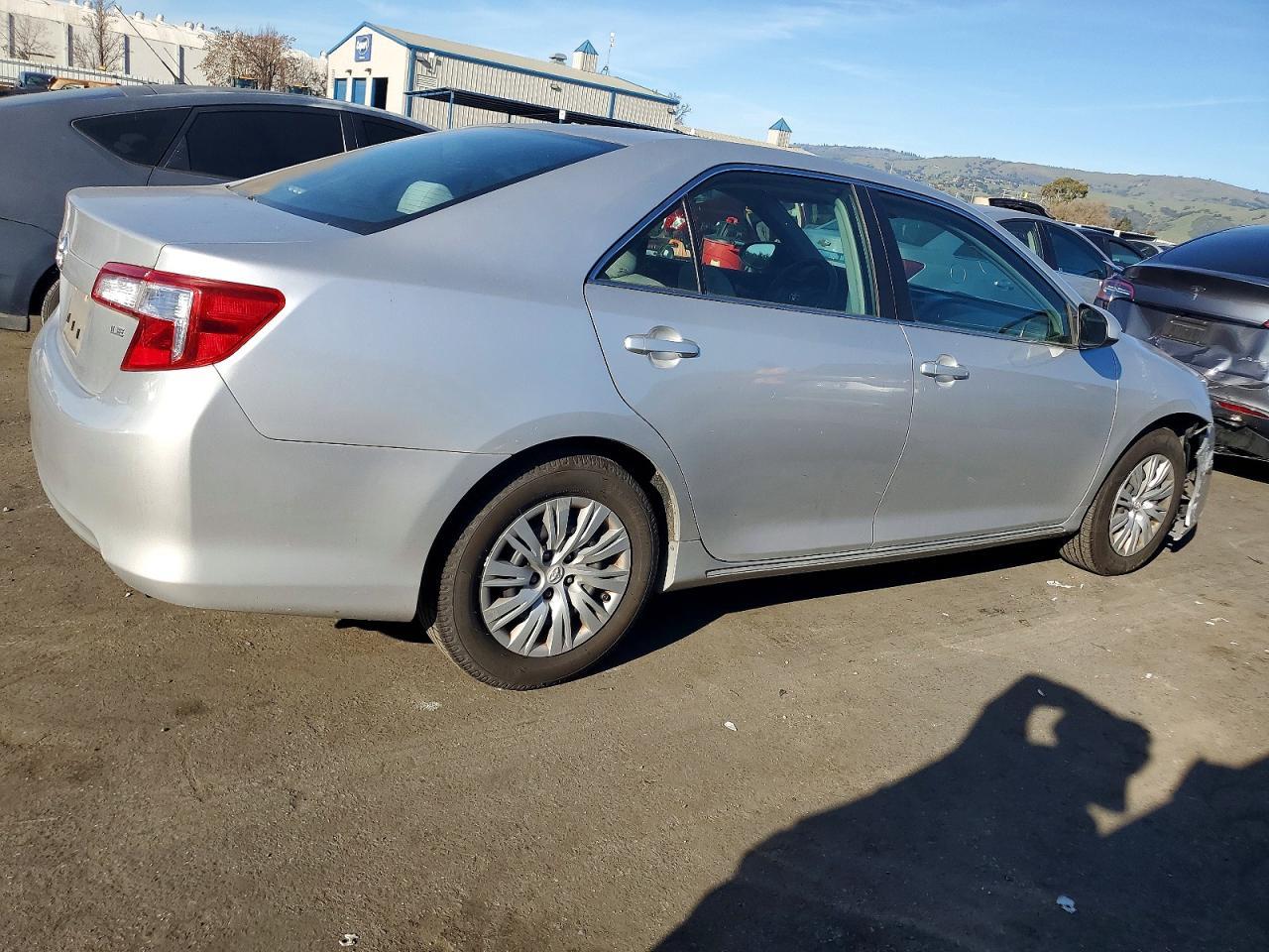 2012 TOYOTA CAMRY