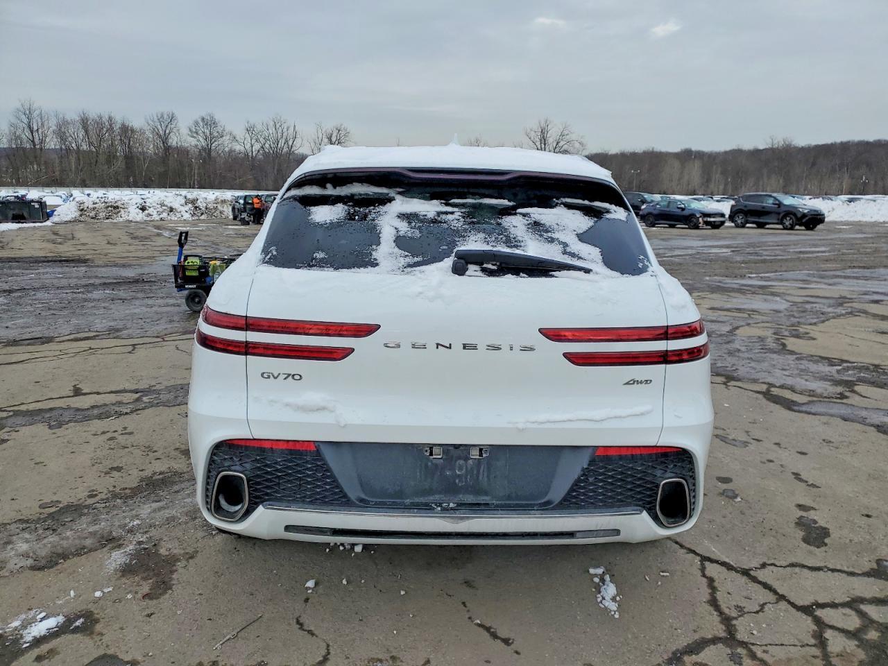 2024 GENESIS GV70