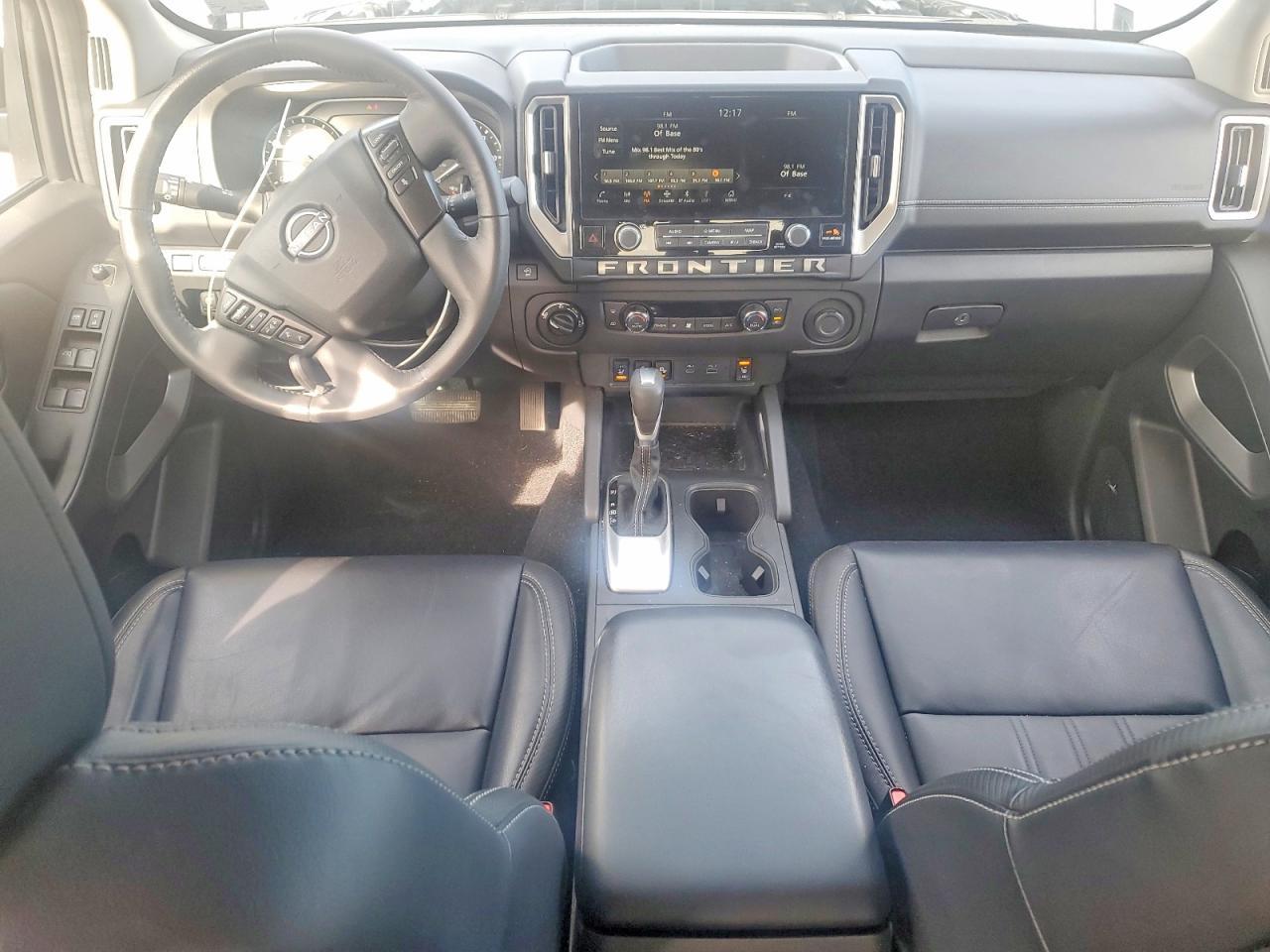 2025 NISSAN Frontier