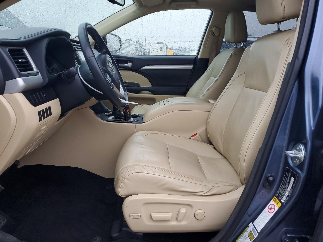 2015 TOYOTA HIGHLANDER