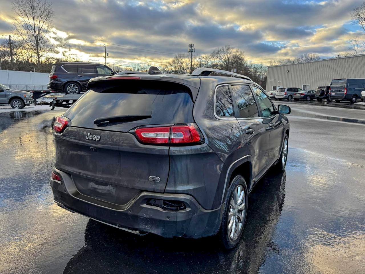 2018 JEEP CHEROKEE