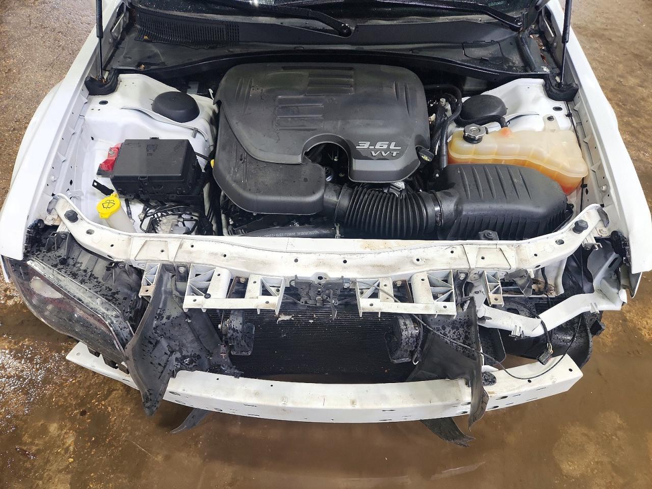 2019 CHRYSLER 300