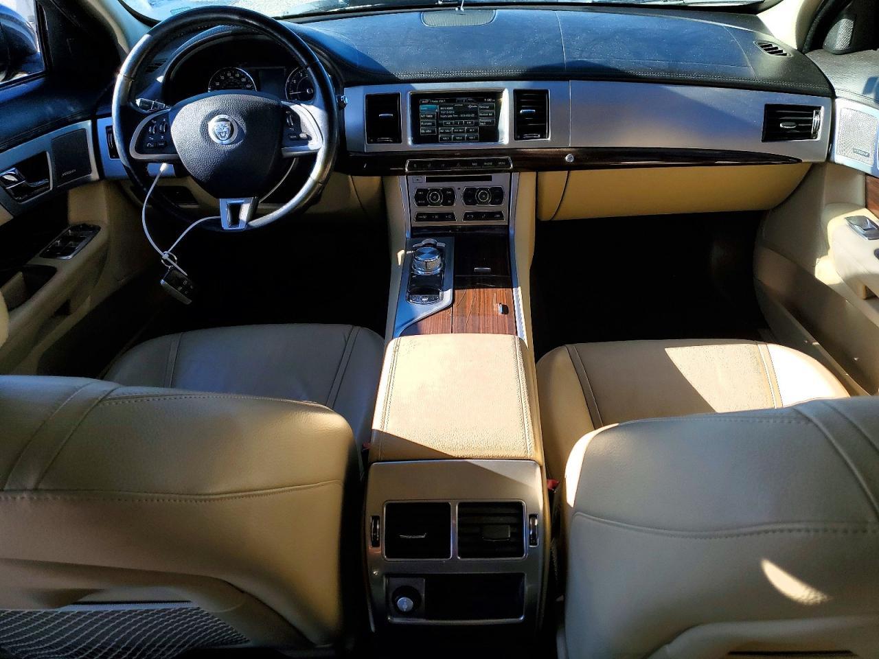 2013 JAGUAR XF