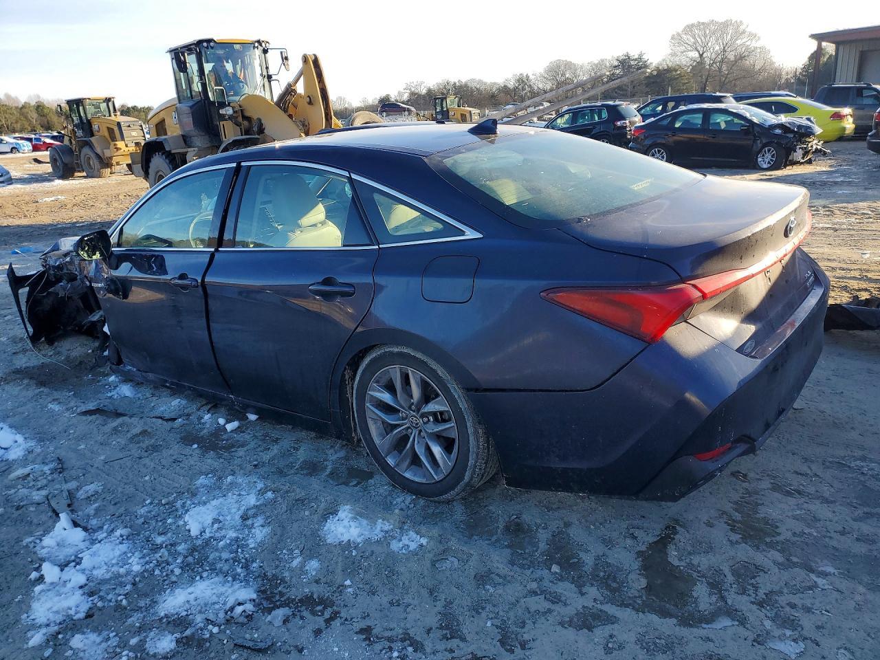2021 TOYOTA Avalon