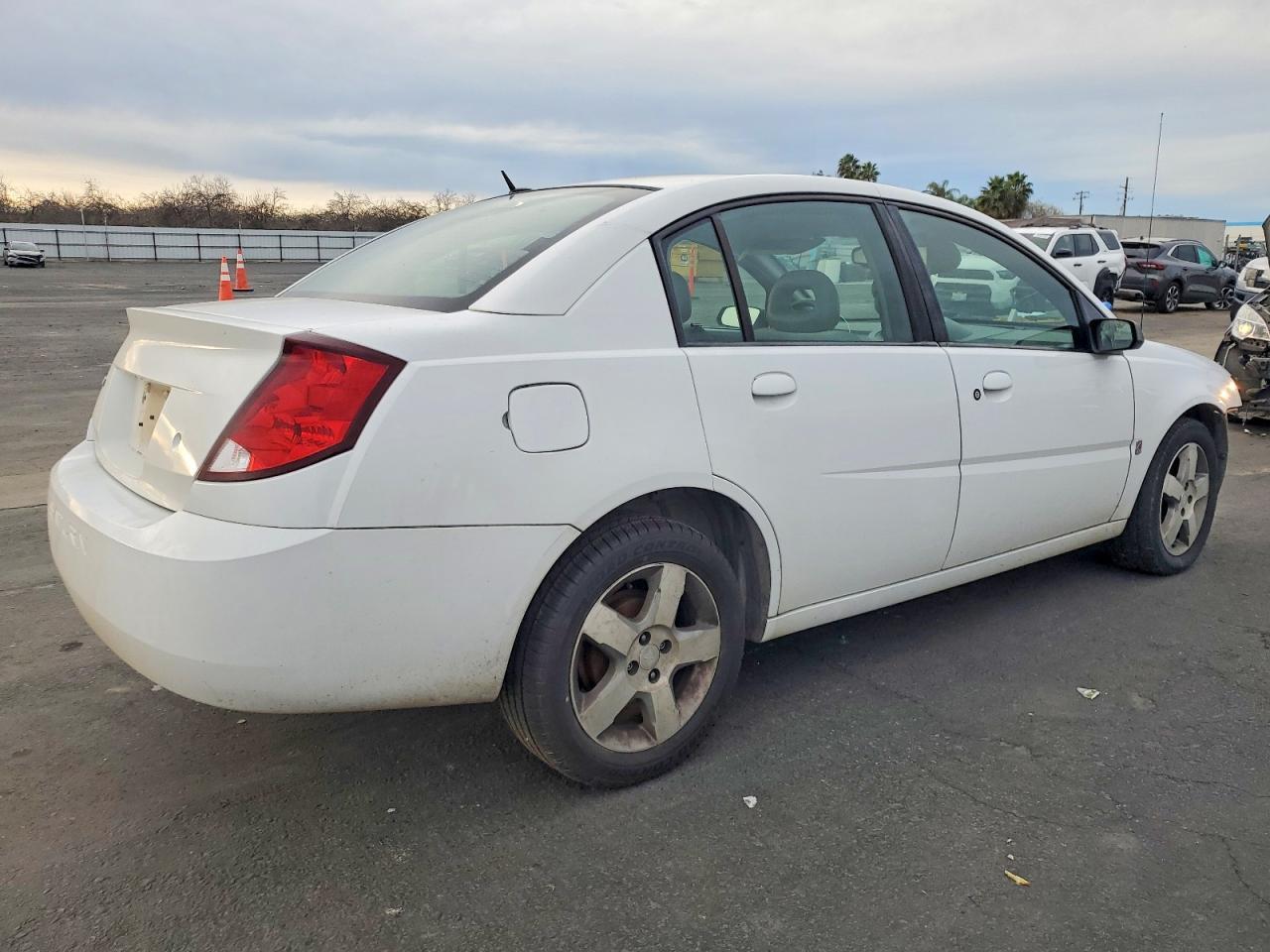 2007 SATURN Ion