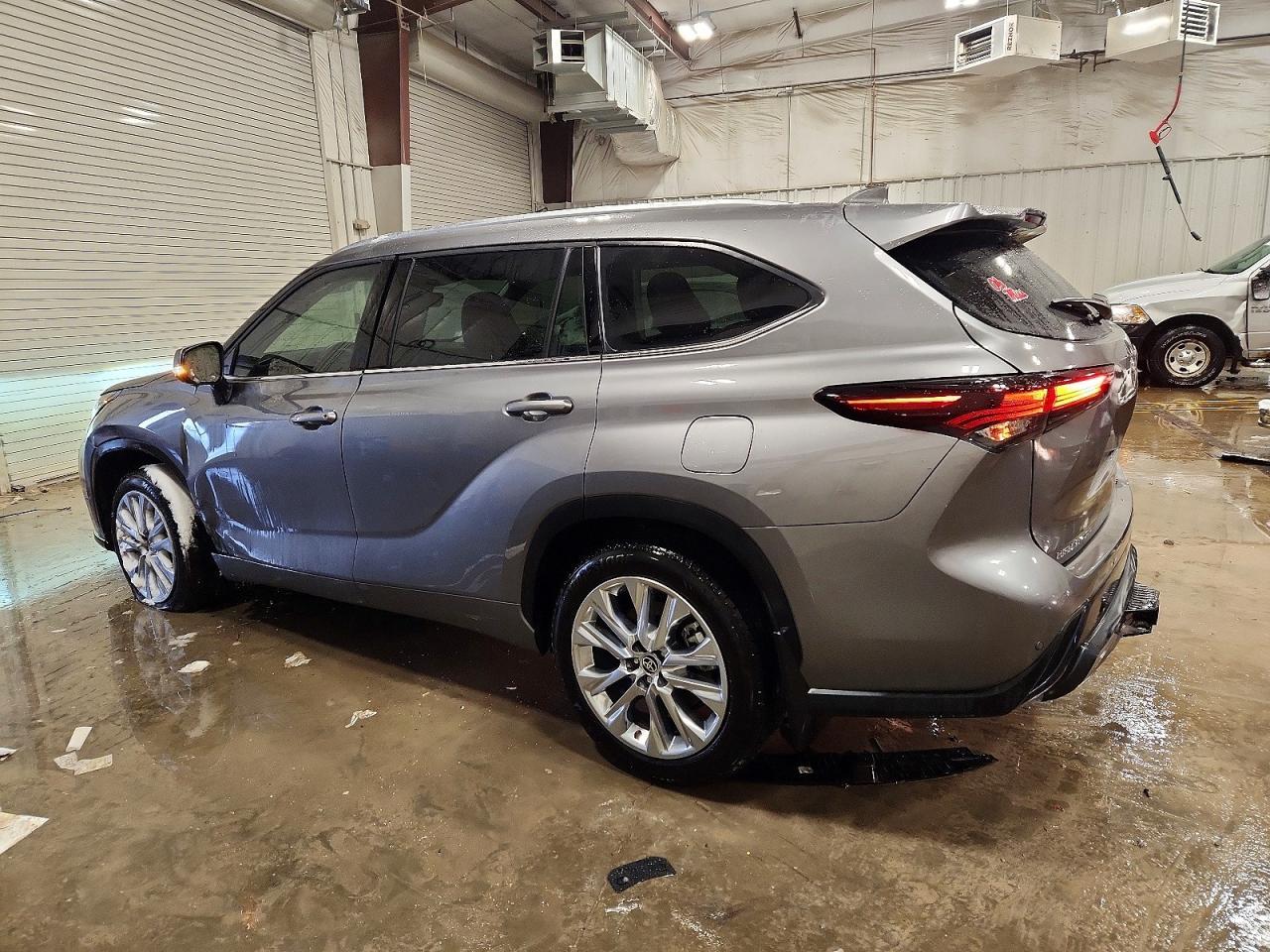 2025 TOYOTA HIGHLANDER