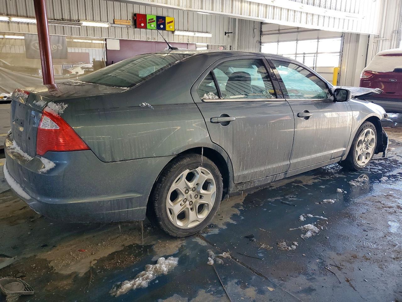 2011 FORD FUSION