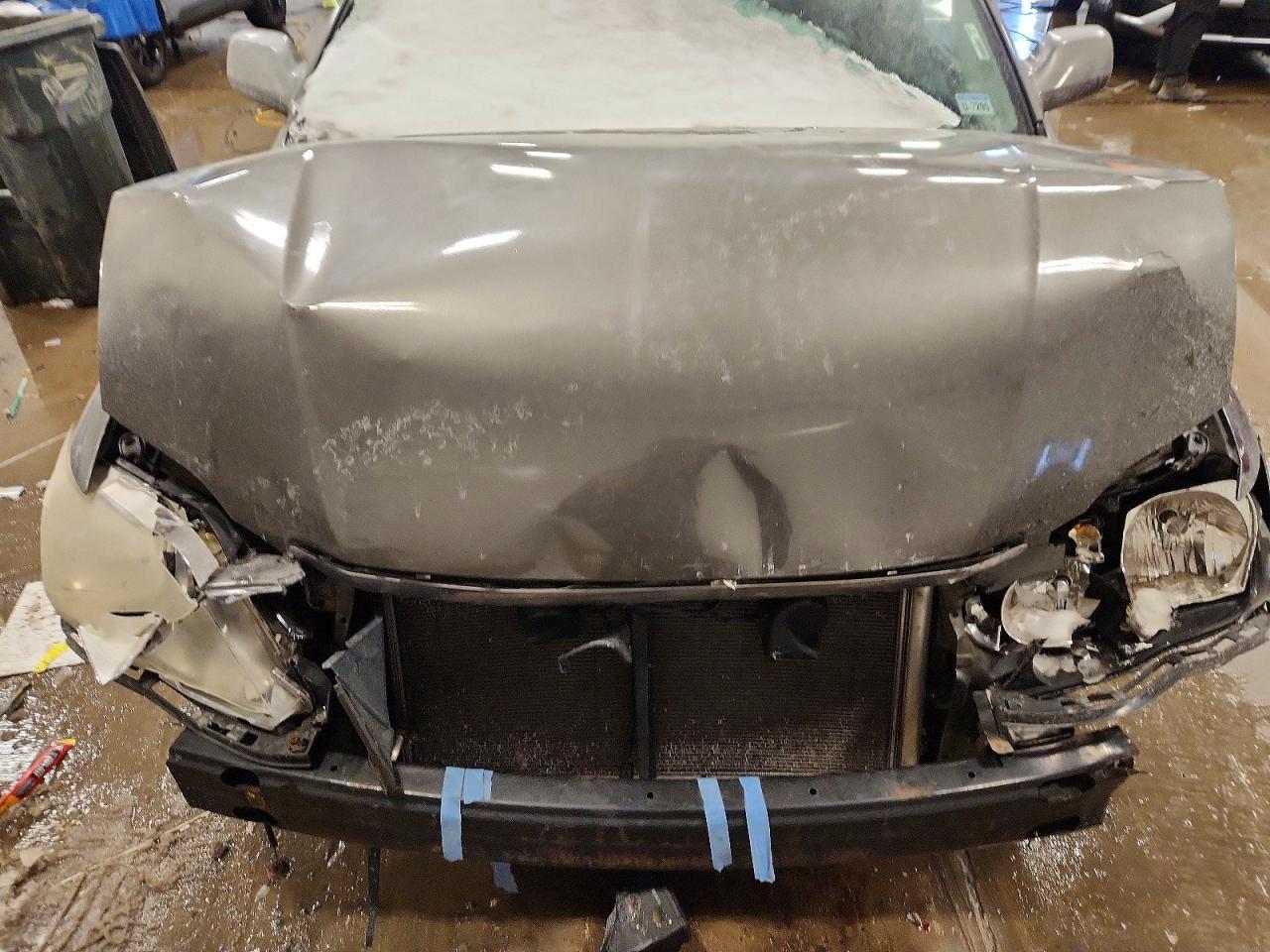 2005 TOYOTA Avalon