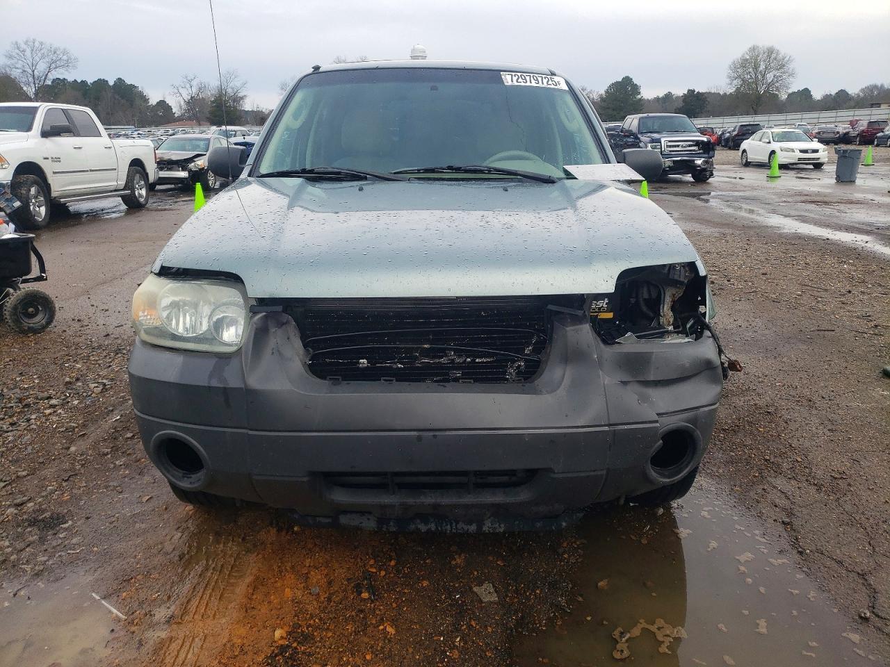 2005 FORD ESCAPE