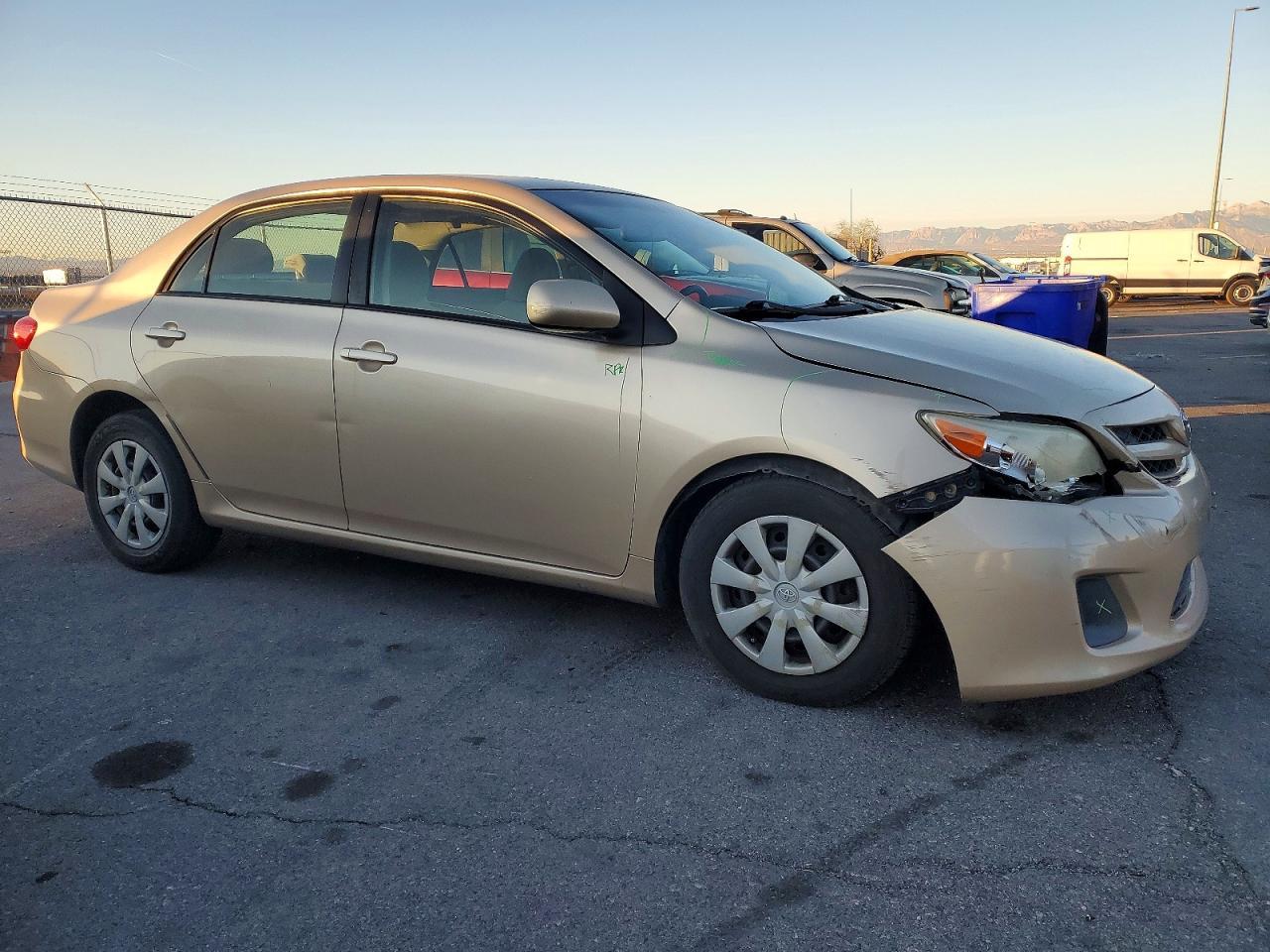 2011 TOYOTA COROLLA