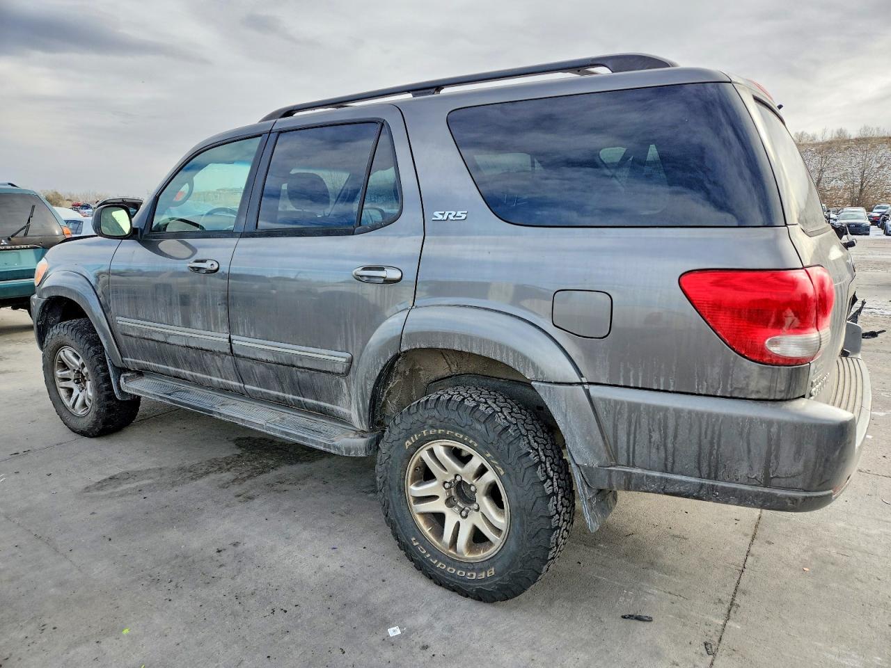 2006 TOYOTA Sequoia