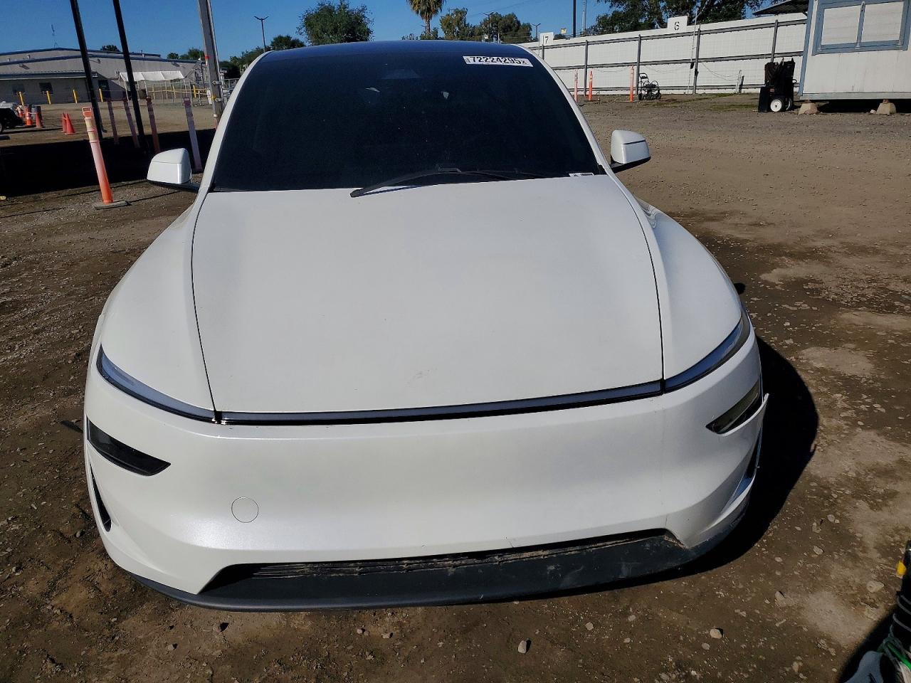 2026 TESLA MODEL Y
