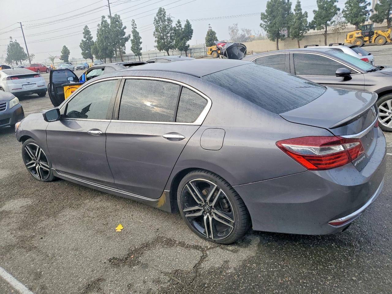 2017 HONDA ACCORD