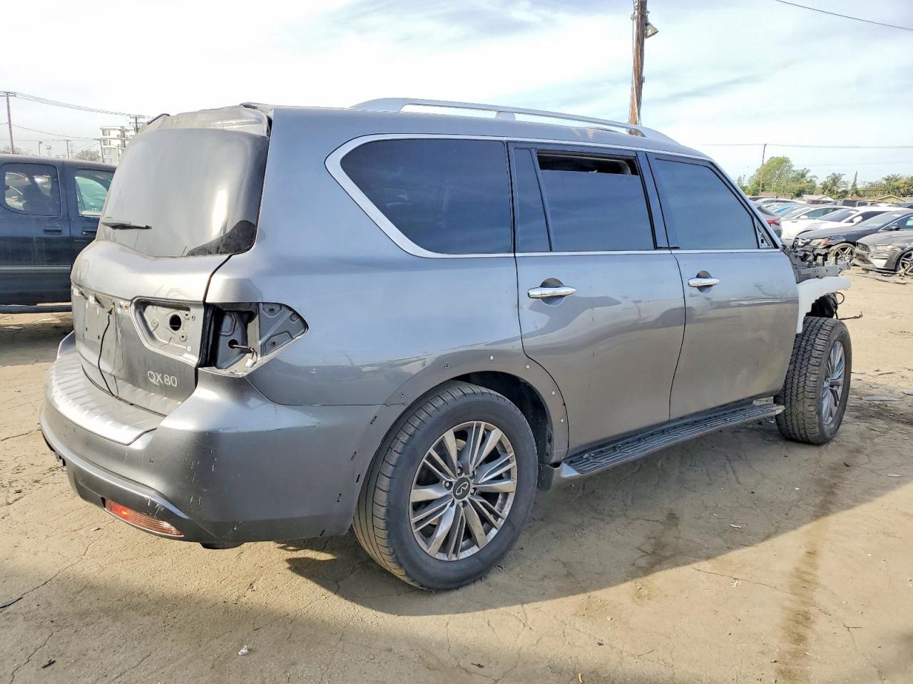 2018 INFINITI QX80
