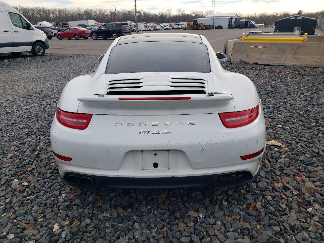 2015 PORSCHE 911