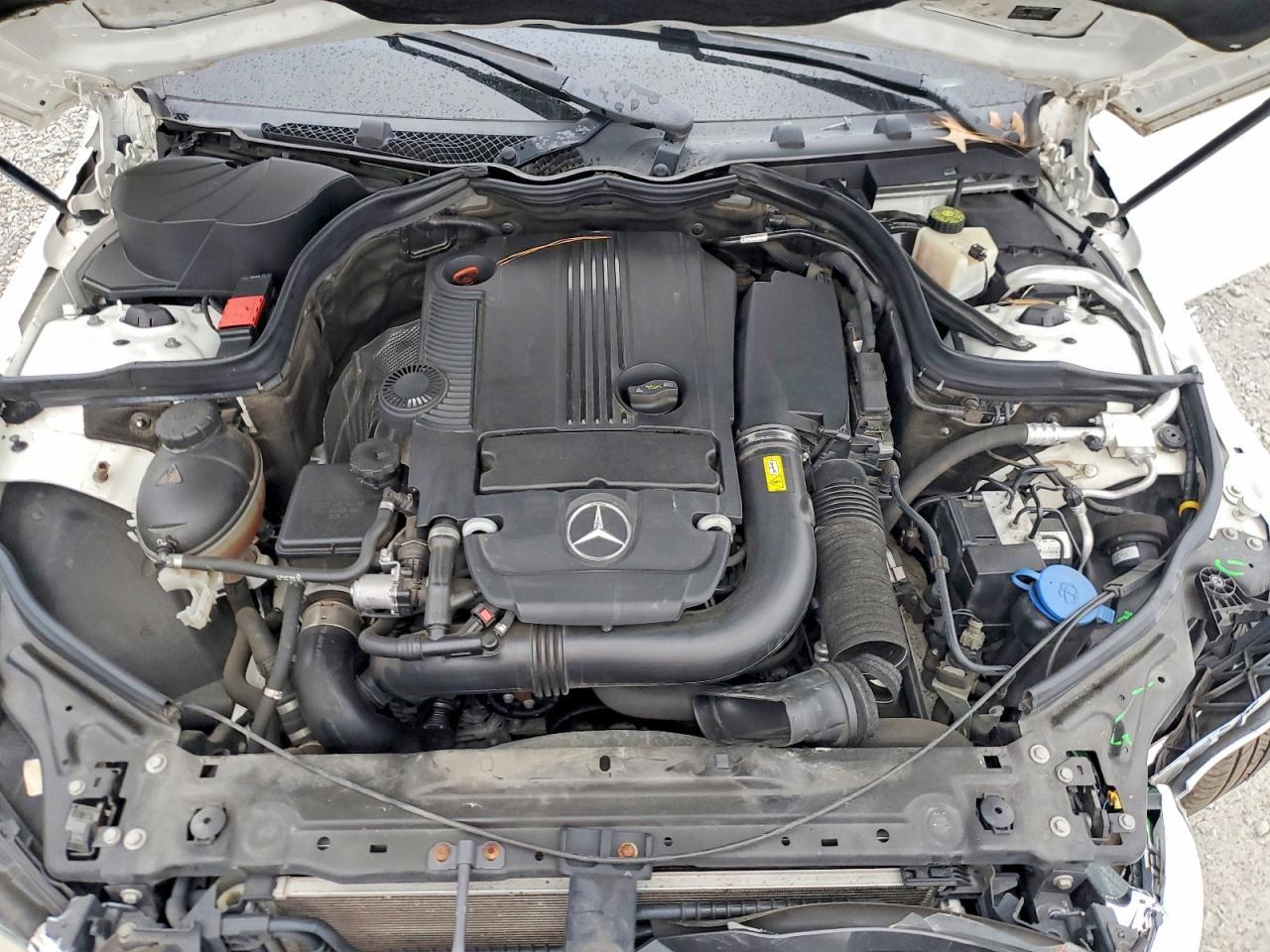 2015 MERCEDES-BENZ C-CLASS