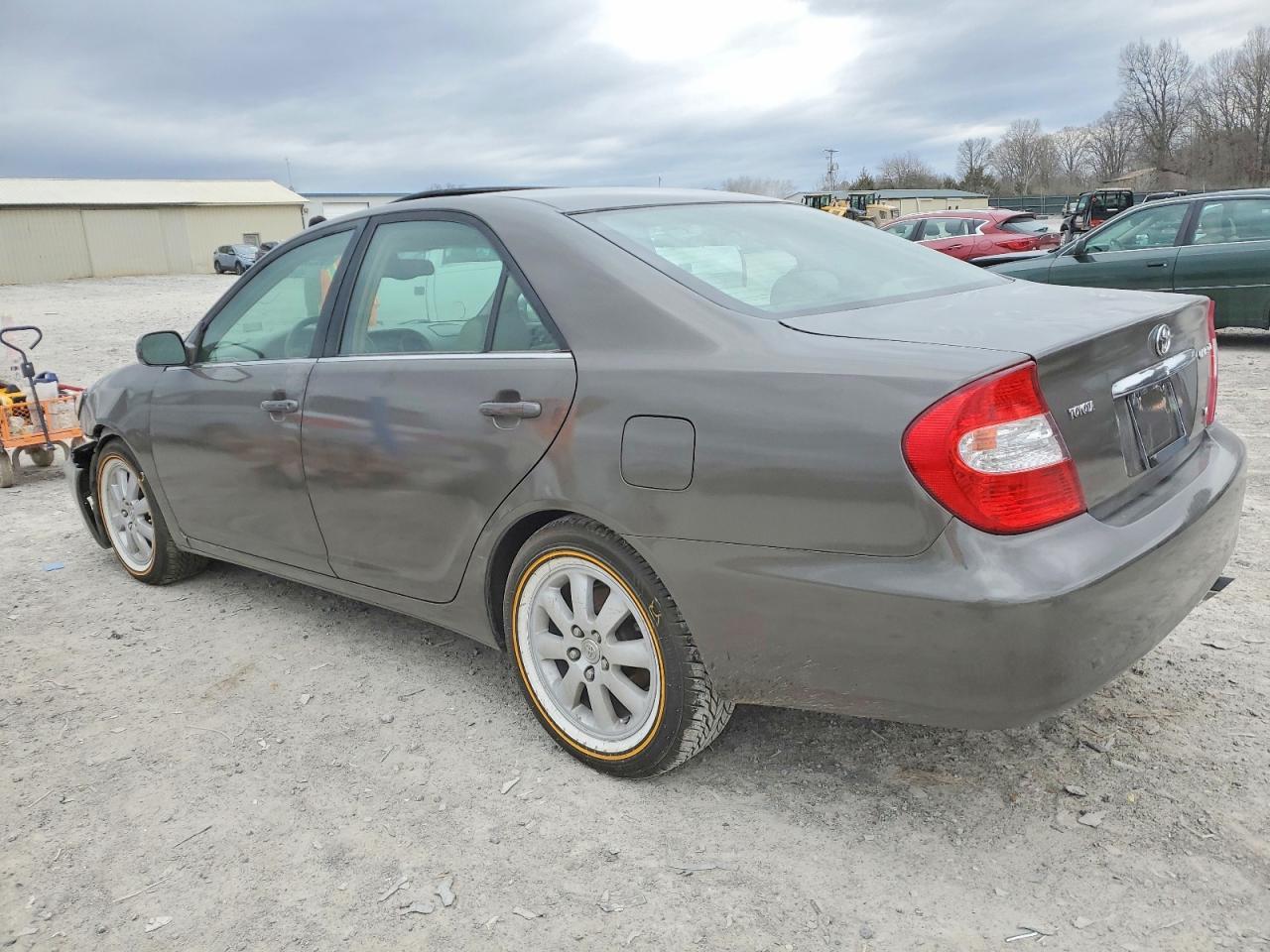 2004 TOYOTA CAMRY