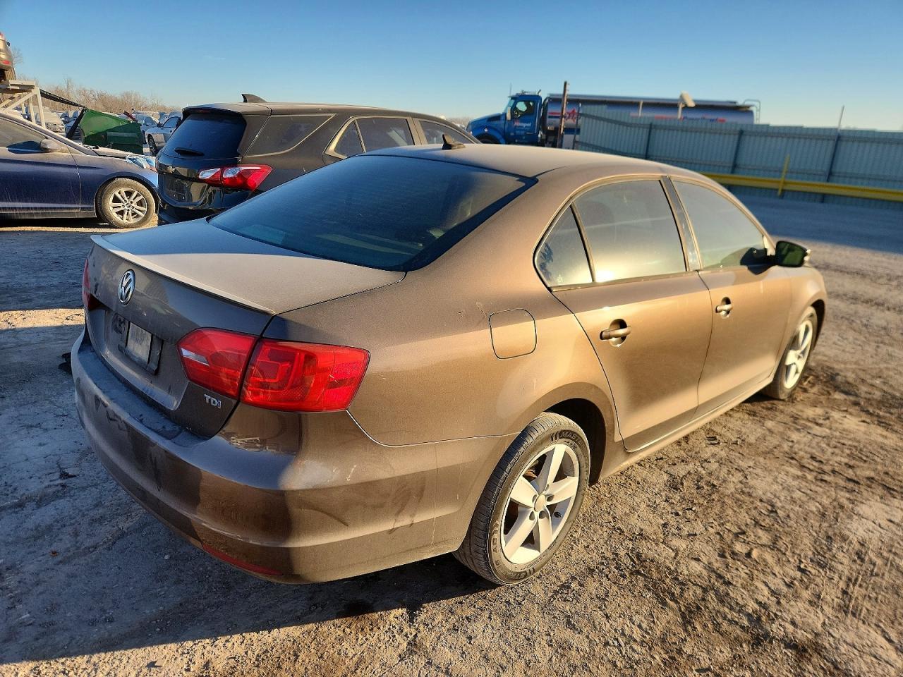 2011 VOLKSWAGEN JETTA