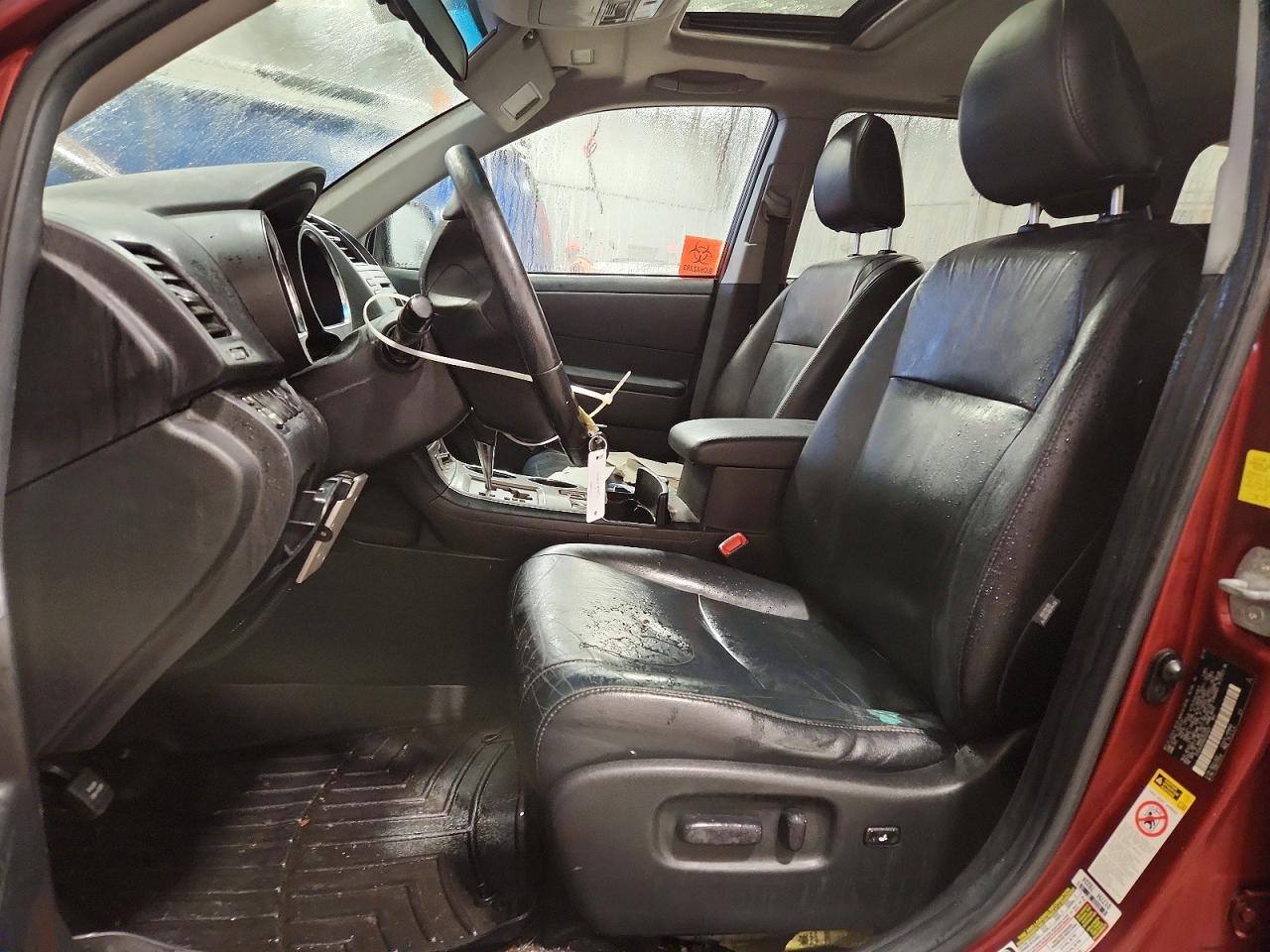 2010 TOYOTA HIGHLANDER