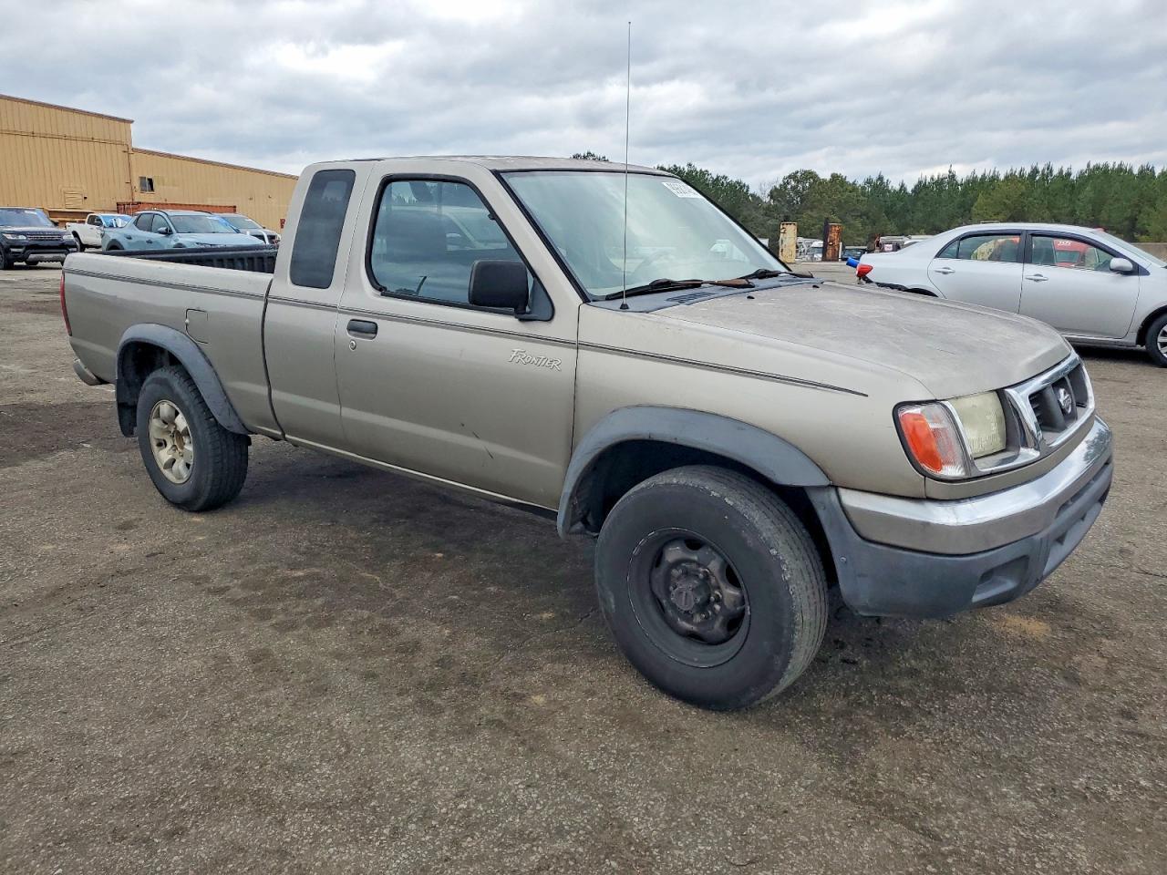 2000 NISSAN Frontier