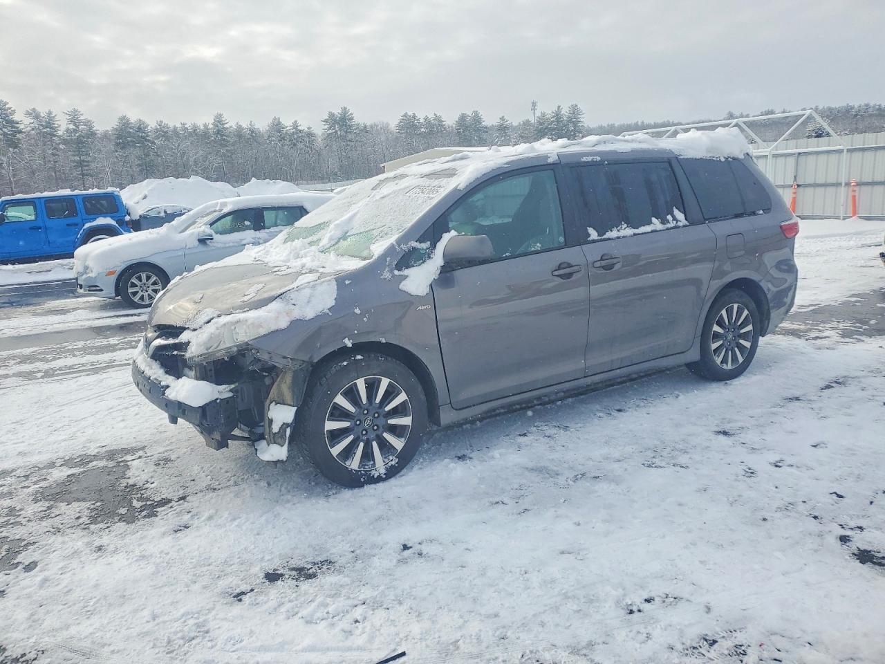 2020 TOYOTA SIENNA