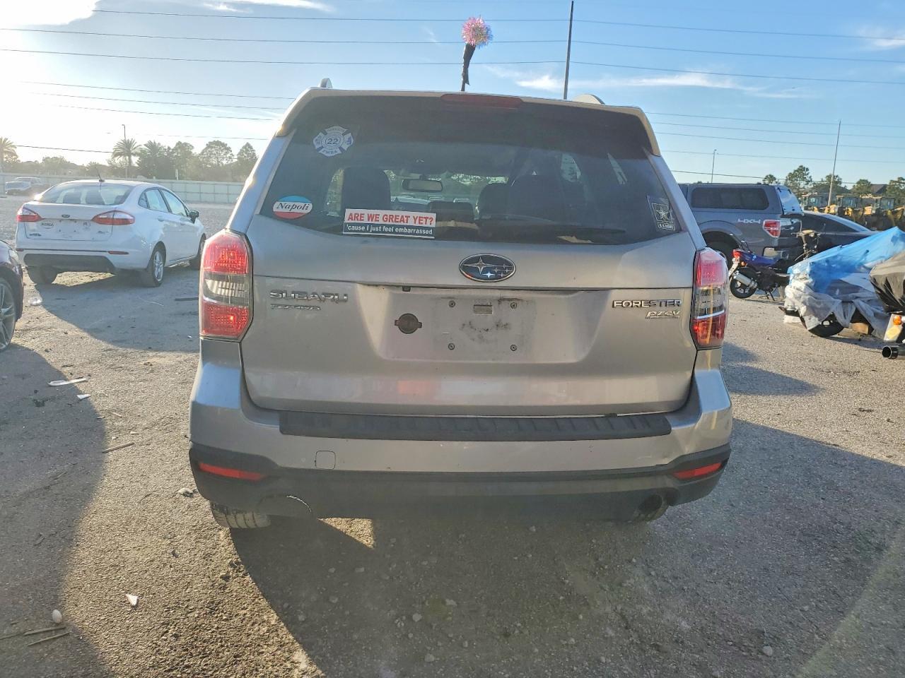 2015 SUBARU FORESTER