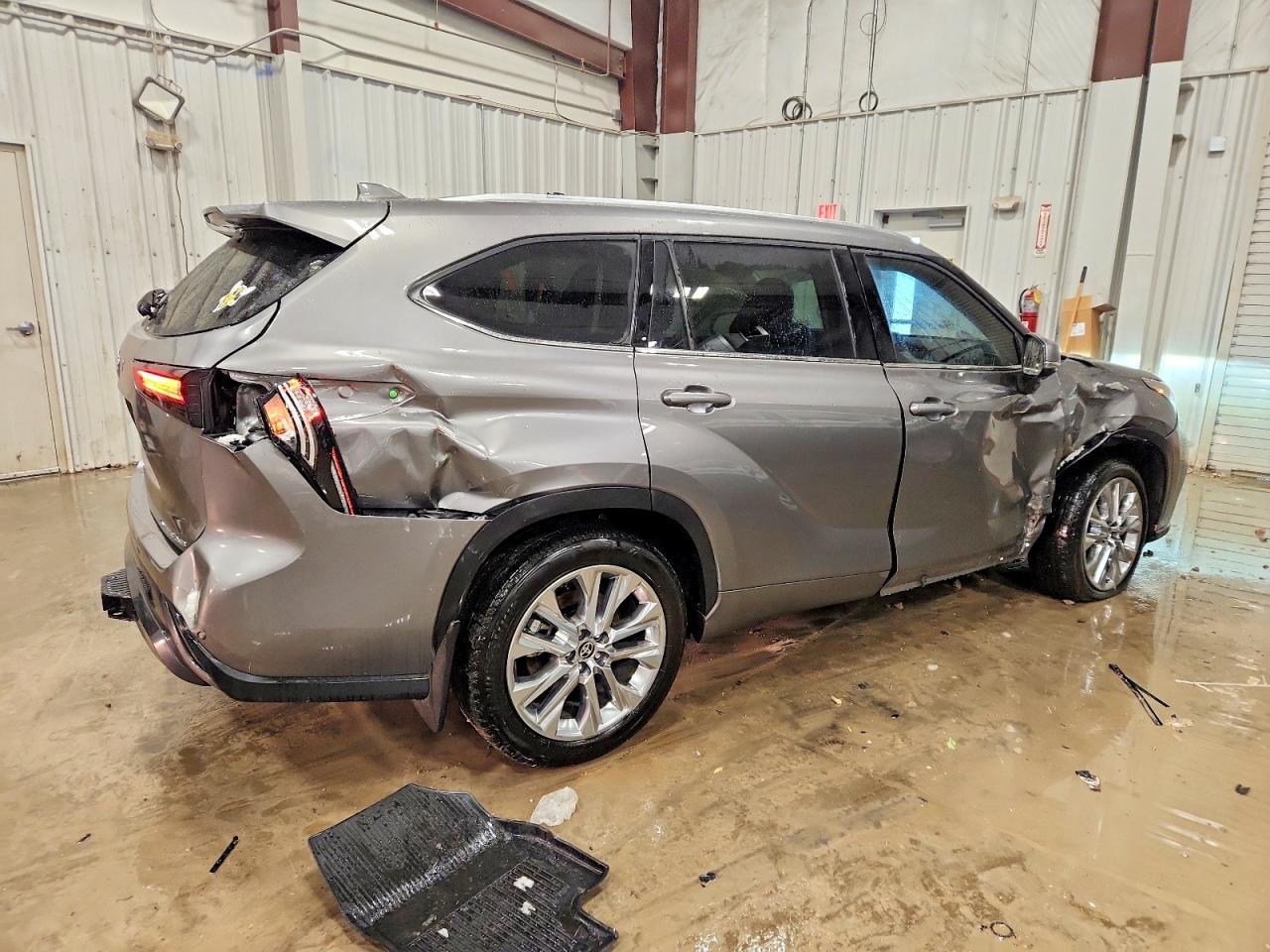 2025 TOYOTA HIGHLANDER