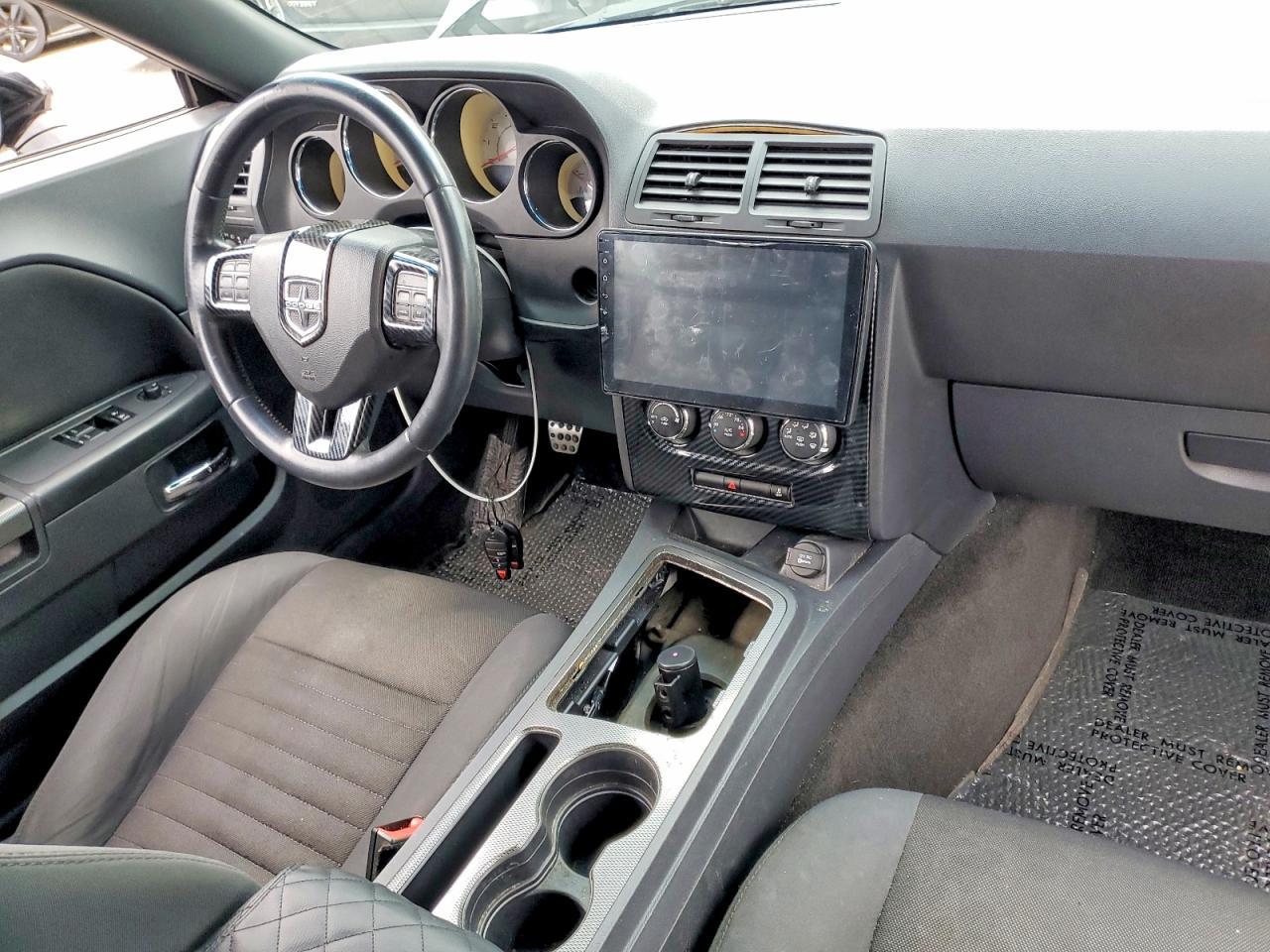 2012 DODGE Challenger
