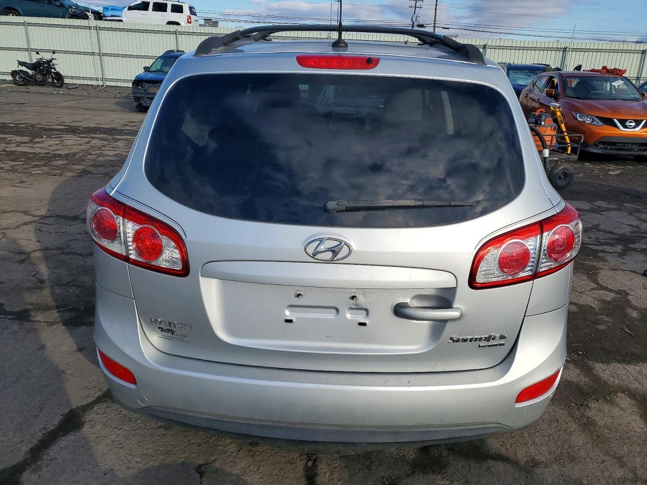2011 HYUNDAI SANTA FE