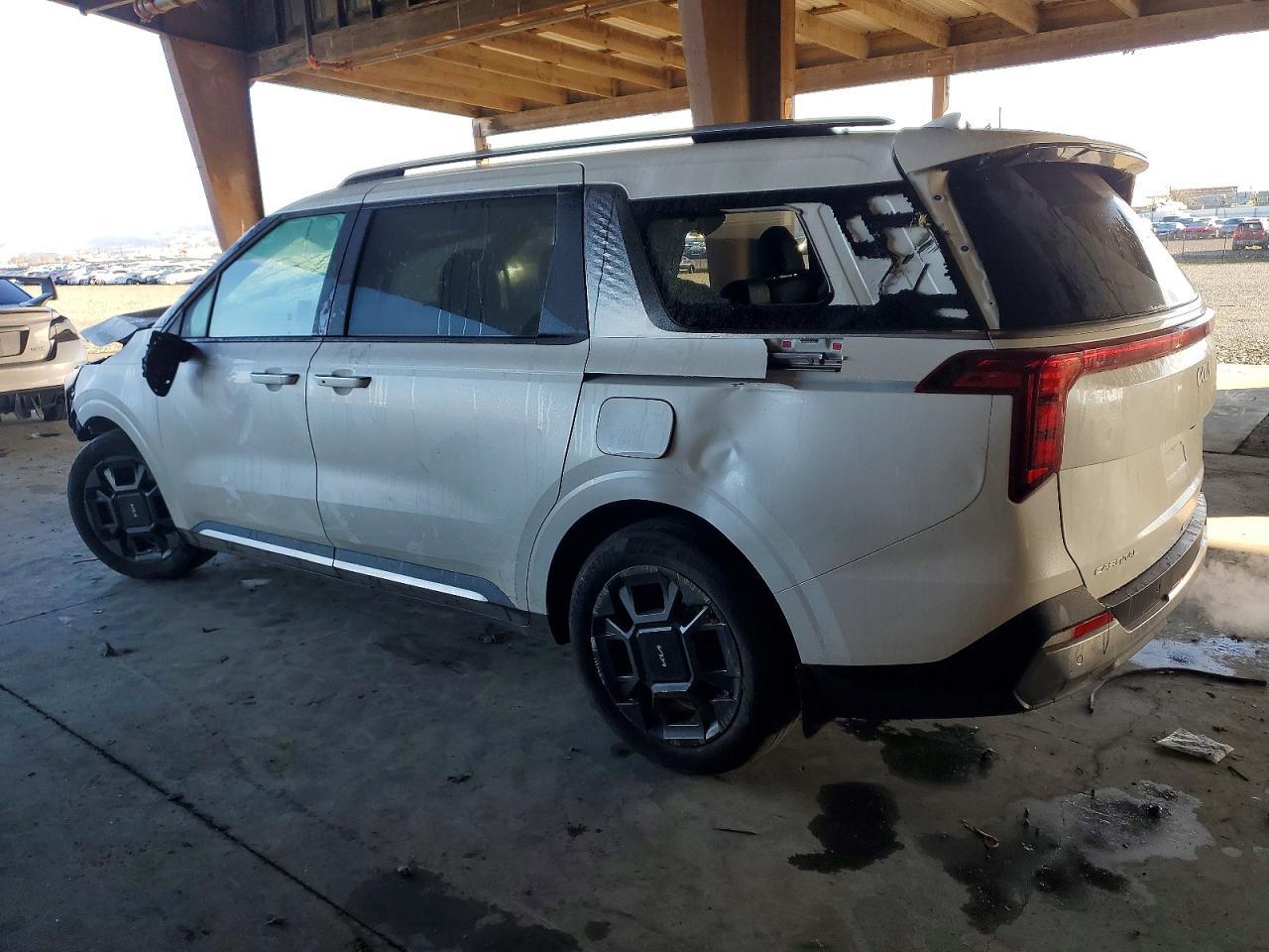 2025 KIA Carnival