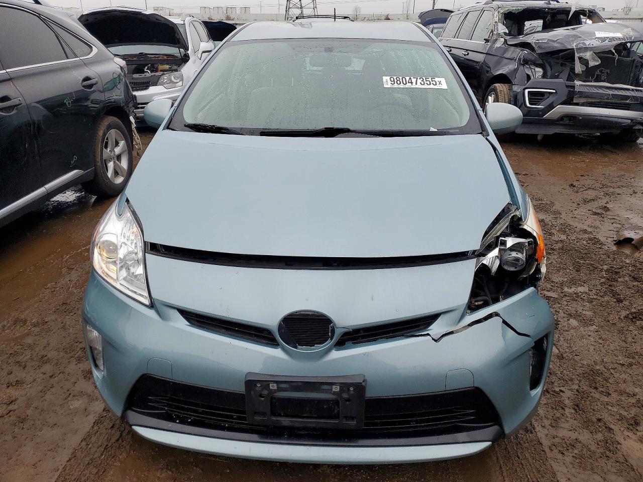 2014 TOYOTA PRIUS