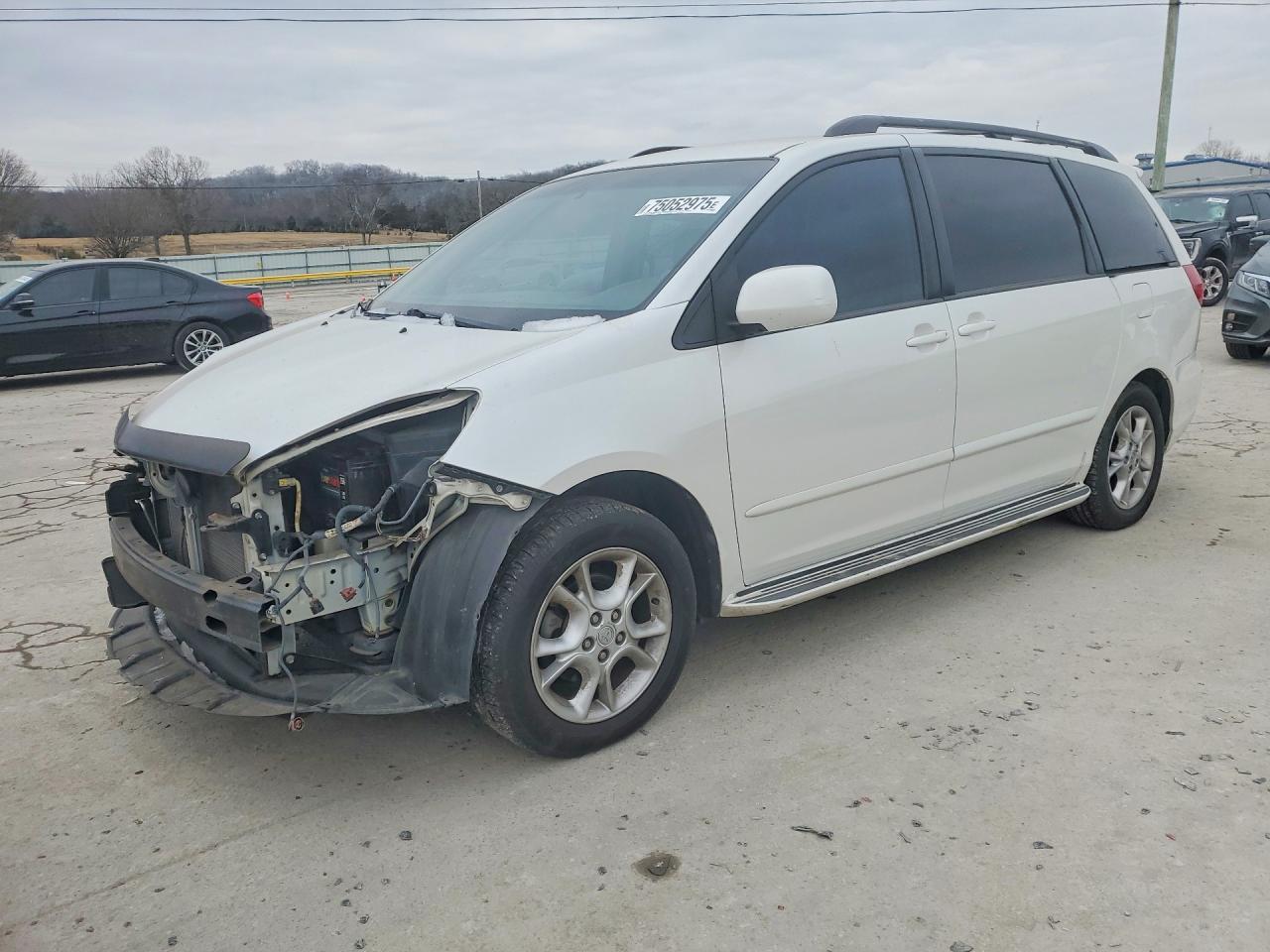 2006 TOYOTA SIENNA