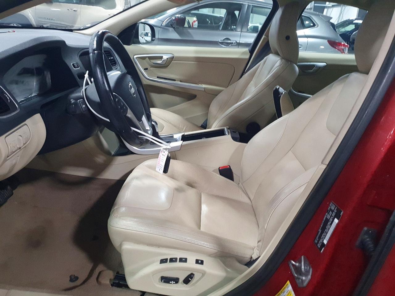 2014 VOLVO S60