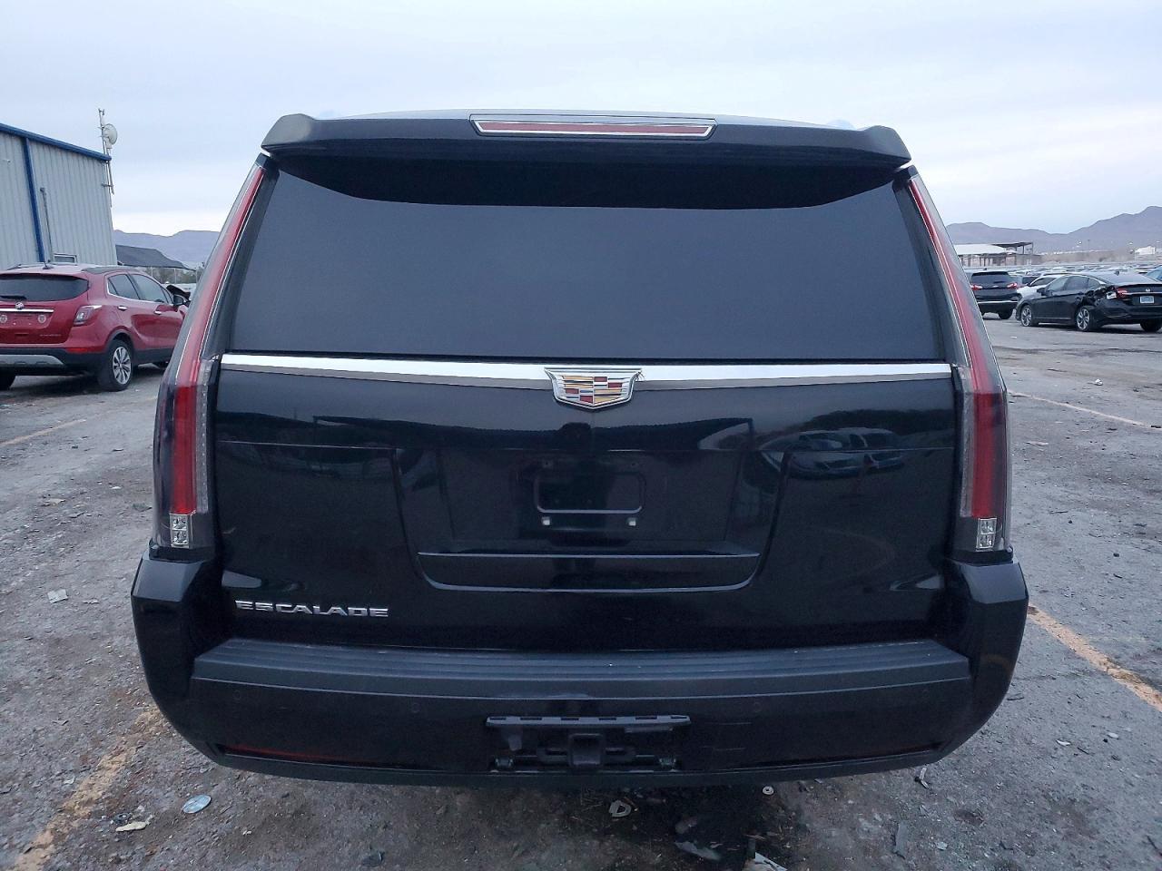 2017 CADILLAC Escalade ESV