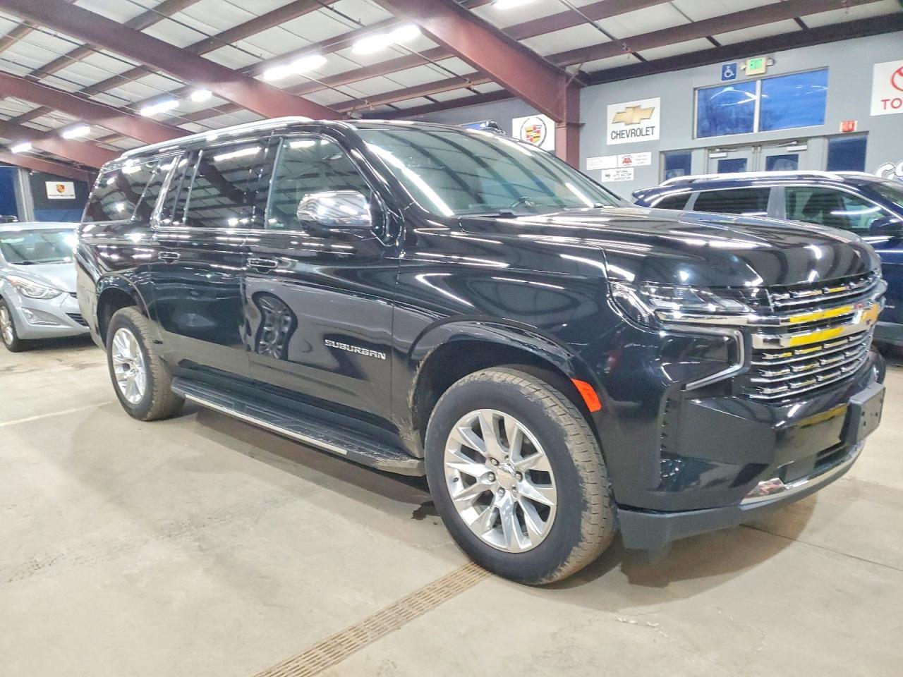 2023 CHEVROLET Suburban