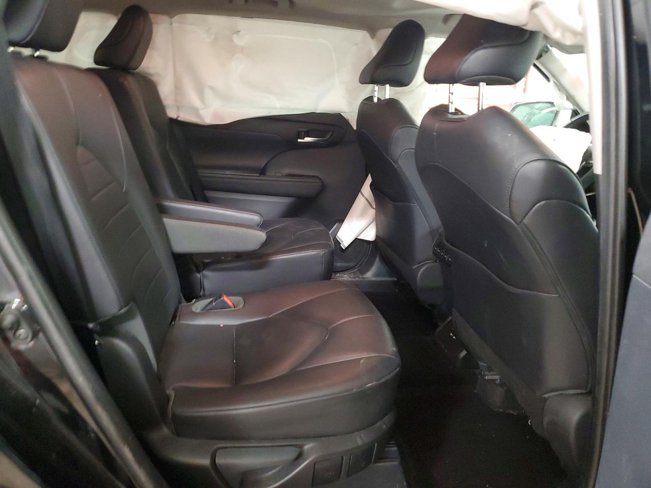 2020 TOYOTA HIGHLANDER